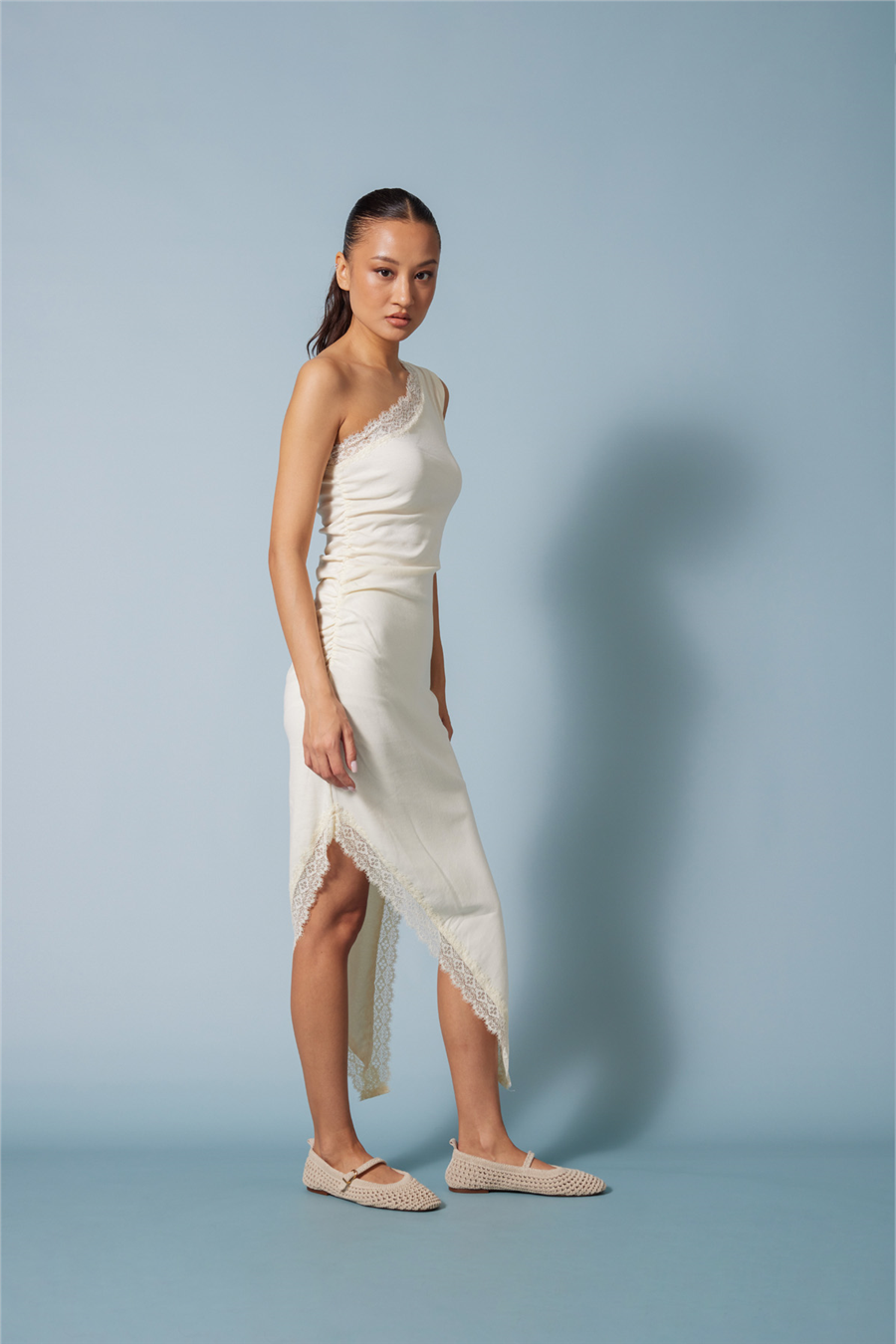 Nisan TEK OMUZLU DANTEL DETAYLI ELBİSE NATUREL N26-2397