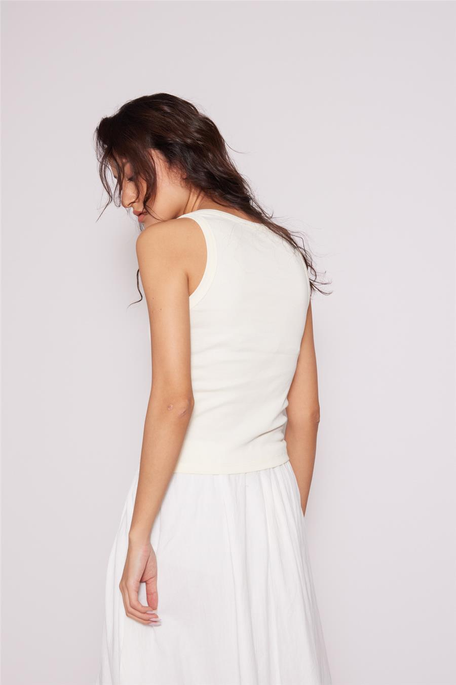 Nisan U YAKA ASKILI PAMUKLU TOP NATUREL N26-2381