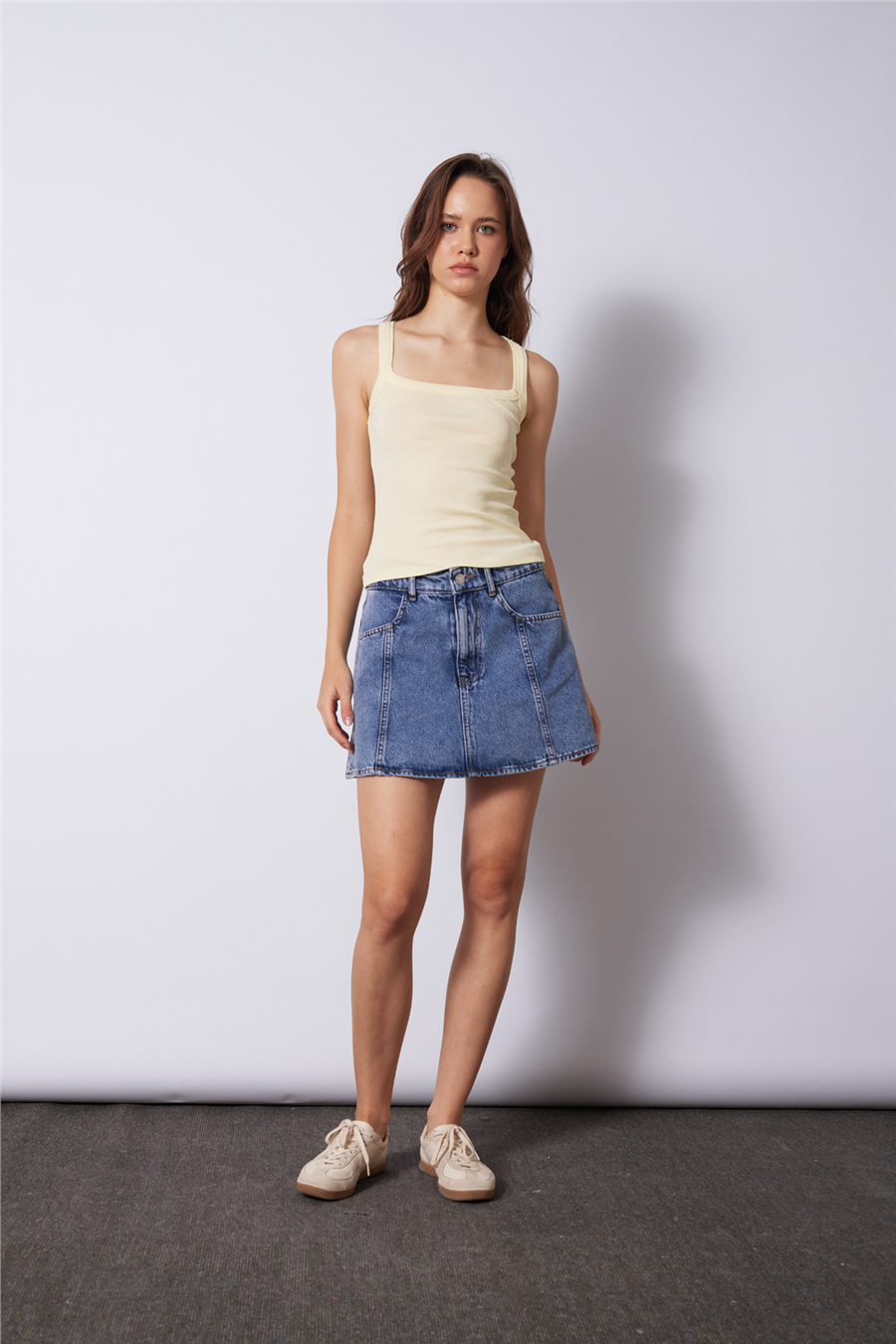 Nisan U YAKA ASKILI PAMUKLU TOP SARI N26-2381
