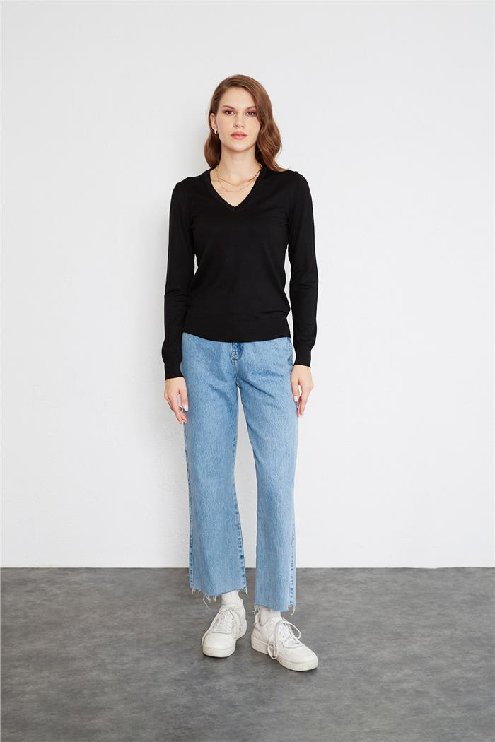Nisan V-Neck Basic Knit Sweater Black TT4095-Z