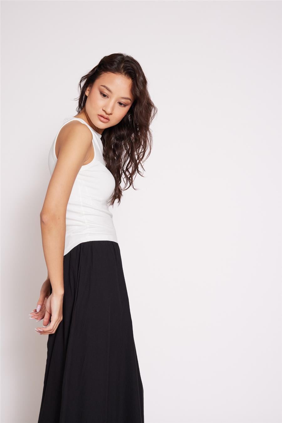 Nisan YUMUŞAK DOKULU HALTER TOP EKRU N26-2373