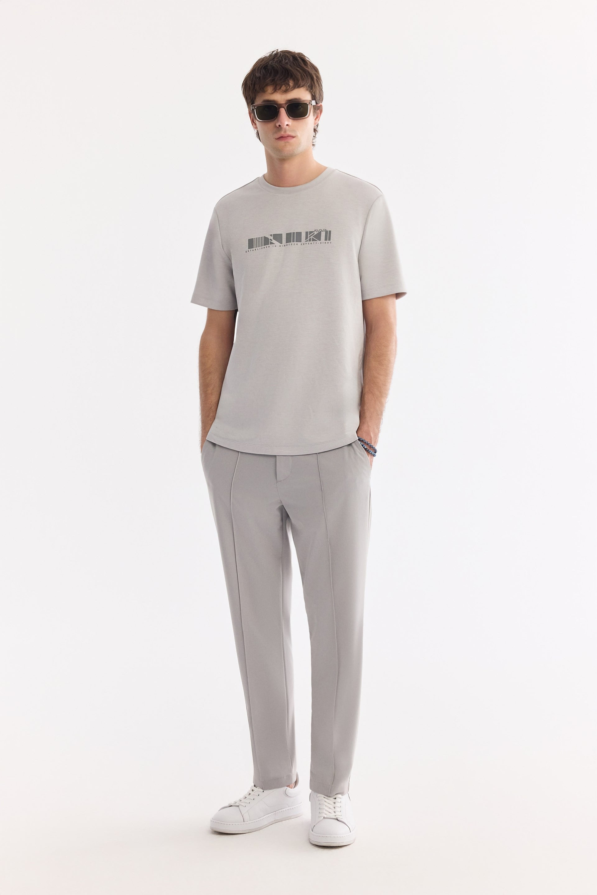 Açık Gri Nervürlü Yüksek Bel Toka Detaylı Relaxed Fit Pantolon