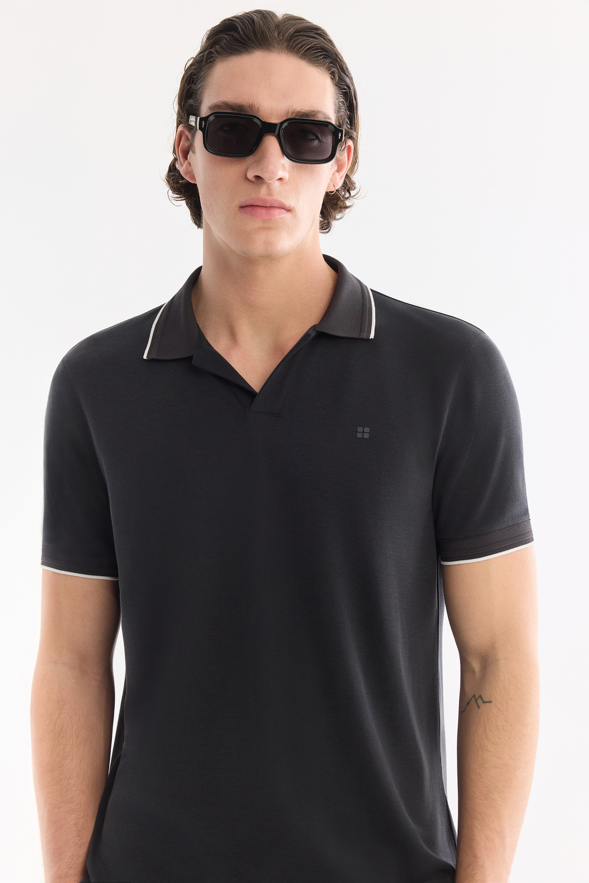 Antrasit Düğmesiz Polo Yaka Ecem Pike  T-Shirt