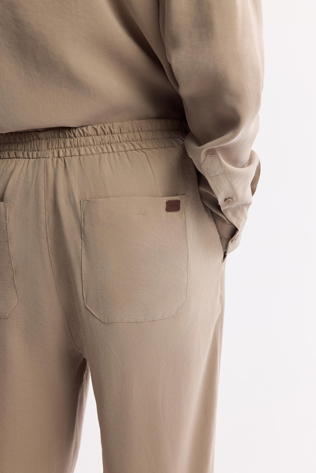 Bej Beli Lastikli Modal Karışımlı Rahat Kesim Truva Relaxed Fit Pantolon