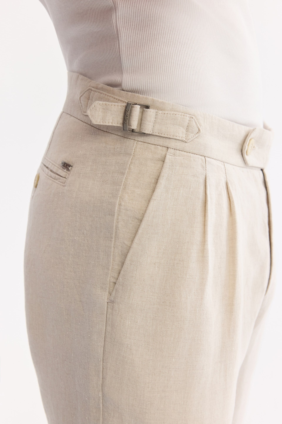 Bej Klasik Bel Apolet Detaylı Gordion %100 Keten Carrot Fit Pantolon