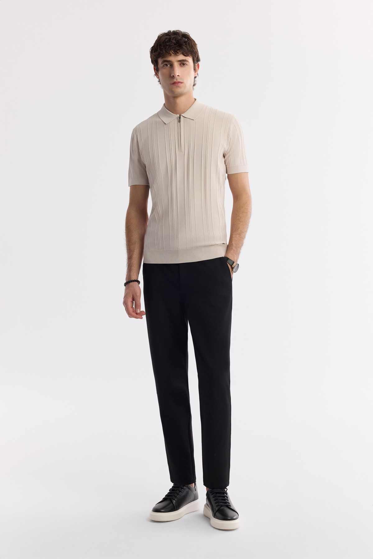 Bej Polo Yaka Fermuarlı Fitil Örgü Detaylı Rayon Triko T-shirt