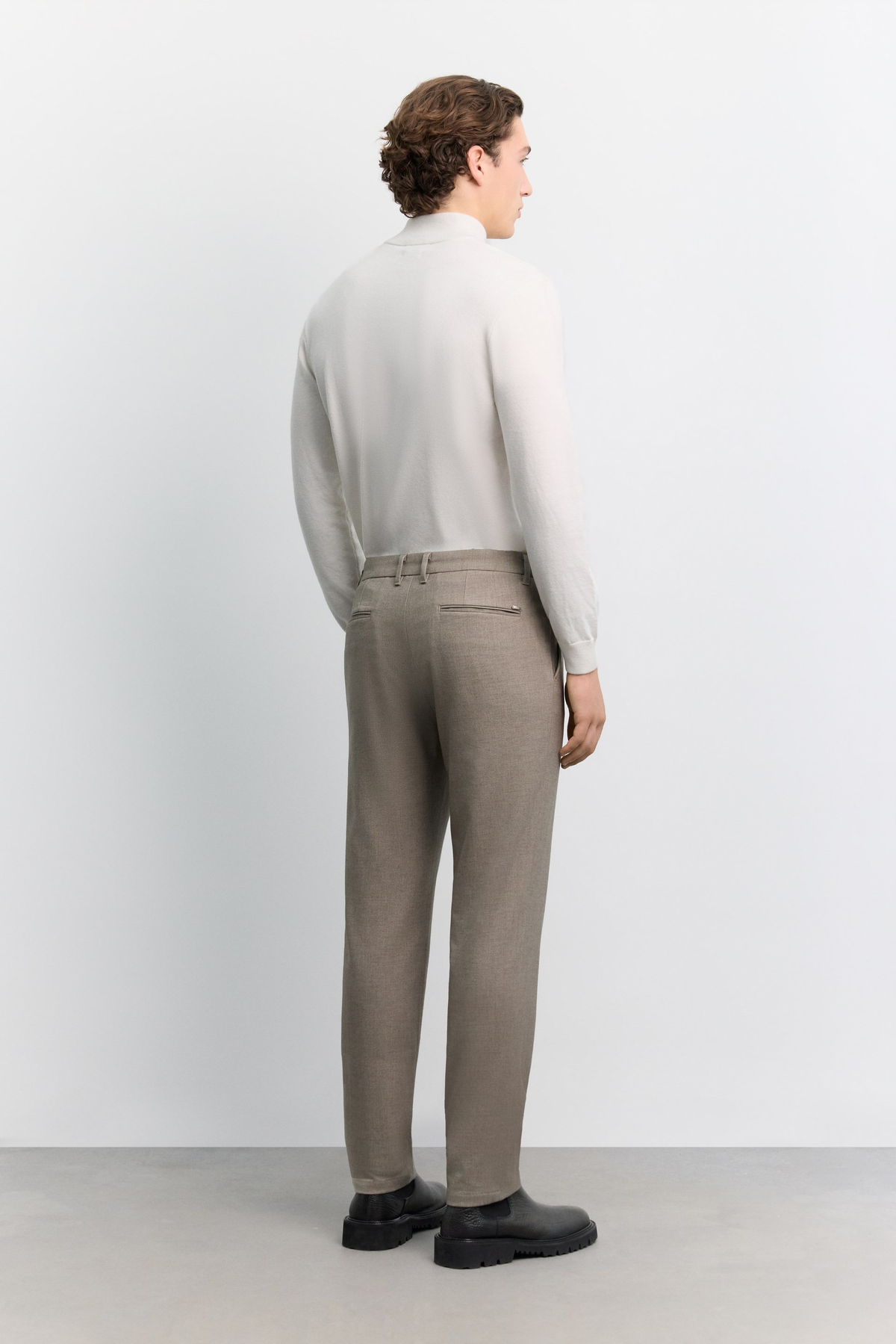 Bej Yanı Lastikli Fermuar Detaylı Yumuşak Tuşeli Yün Karışımlı Slim Fit Pantolon
