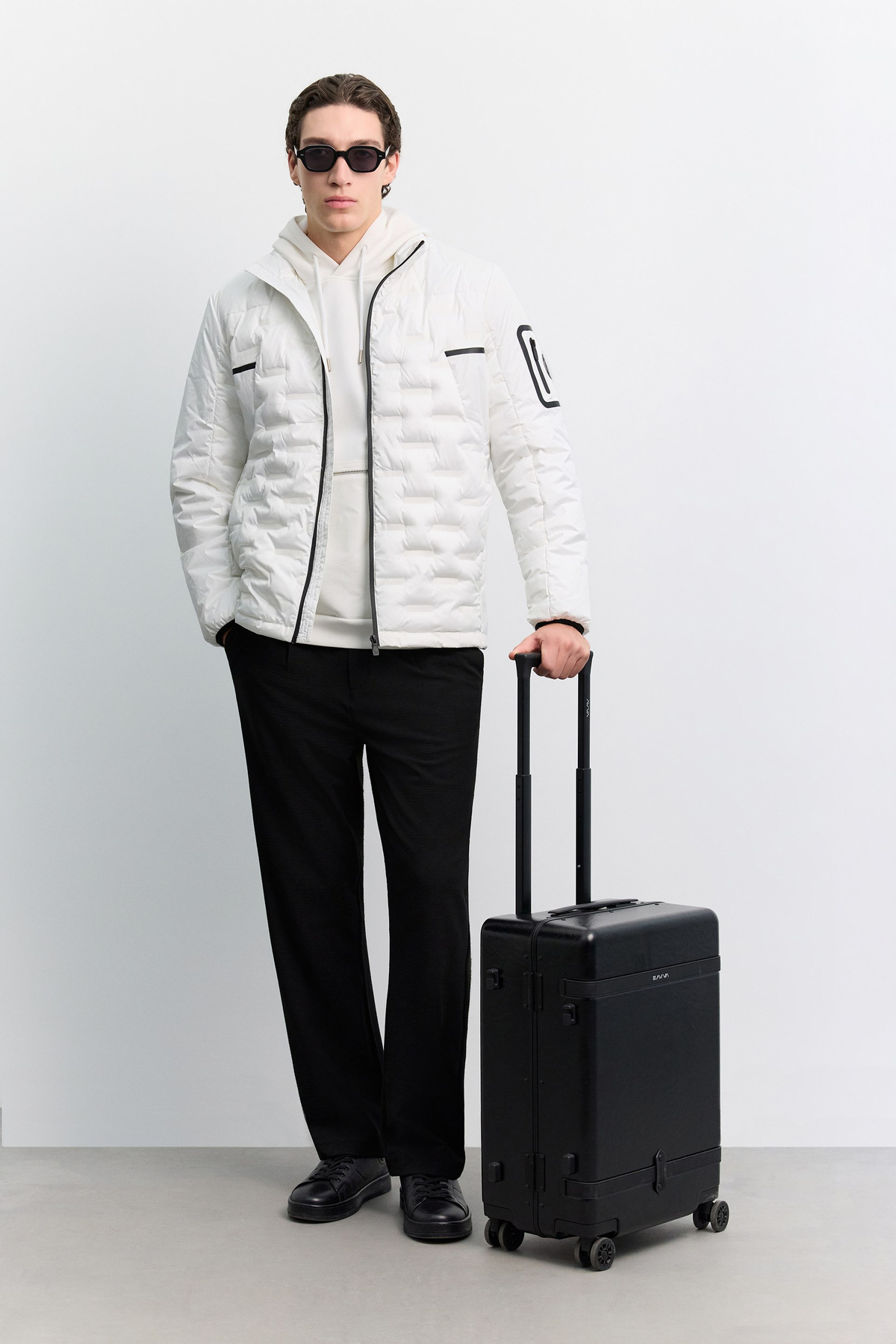White Hooded Water-Repellent Windproof Puffer Jacket