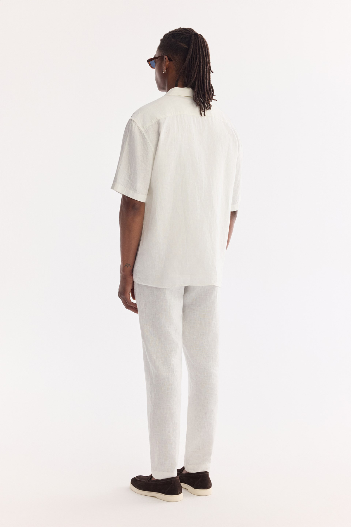 Beyaz Küba Yaka %100 Keten Rahat Kesim Oversize Fit Kısa Kol Gömlek
