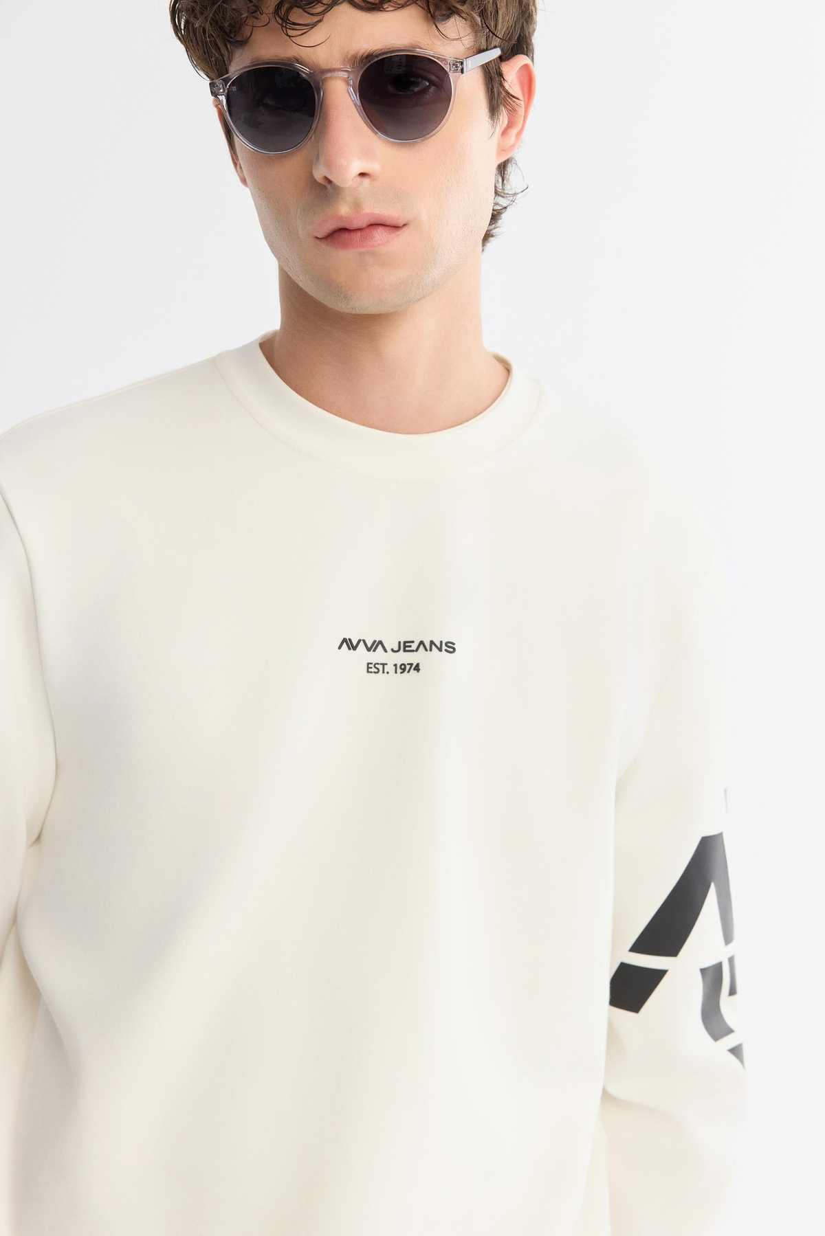 Ekru Bisiklet Yaka Baskılı  Sweatshirt
