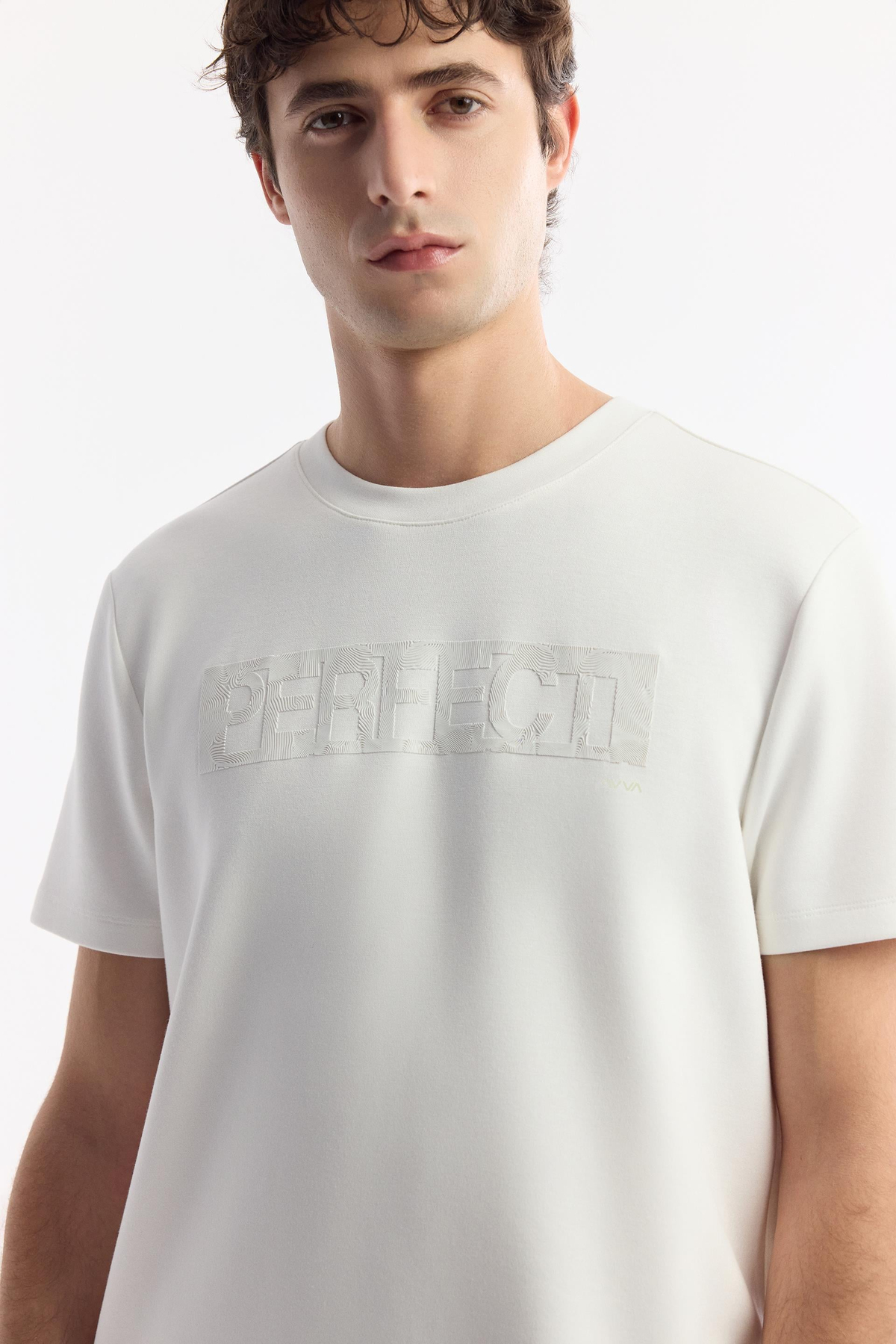 Ekru Bisiklet Yaka Enjeksiyon Baskılı İnterlok T-Shirt