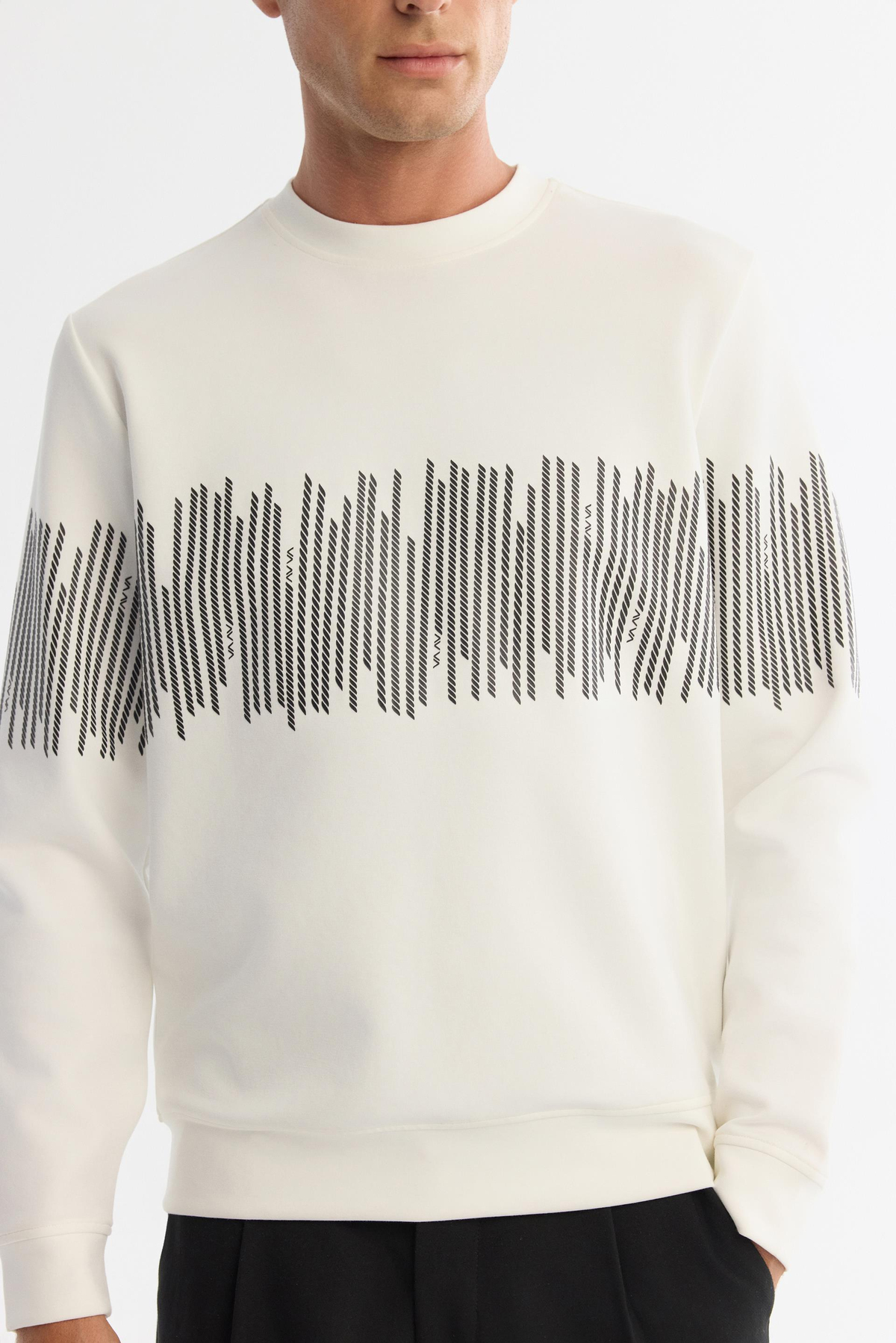 Ekru Bisiklet Yaka Pamuklu Çizgili Sweatshirt