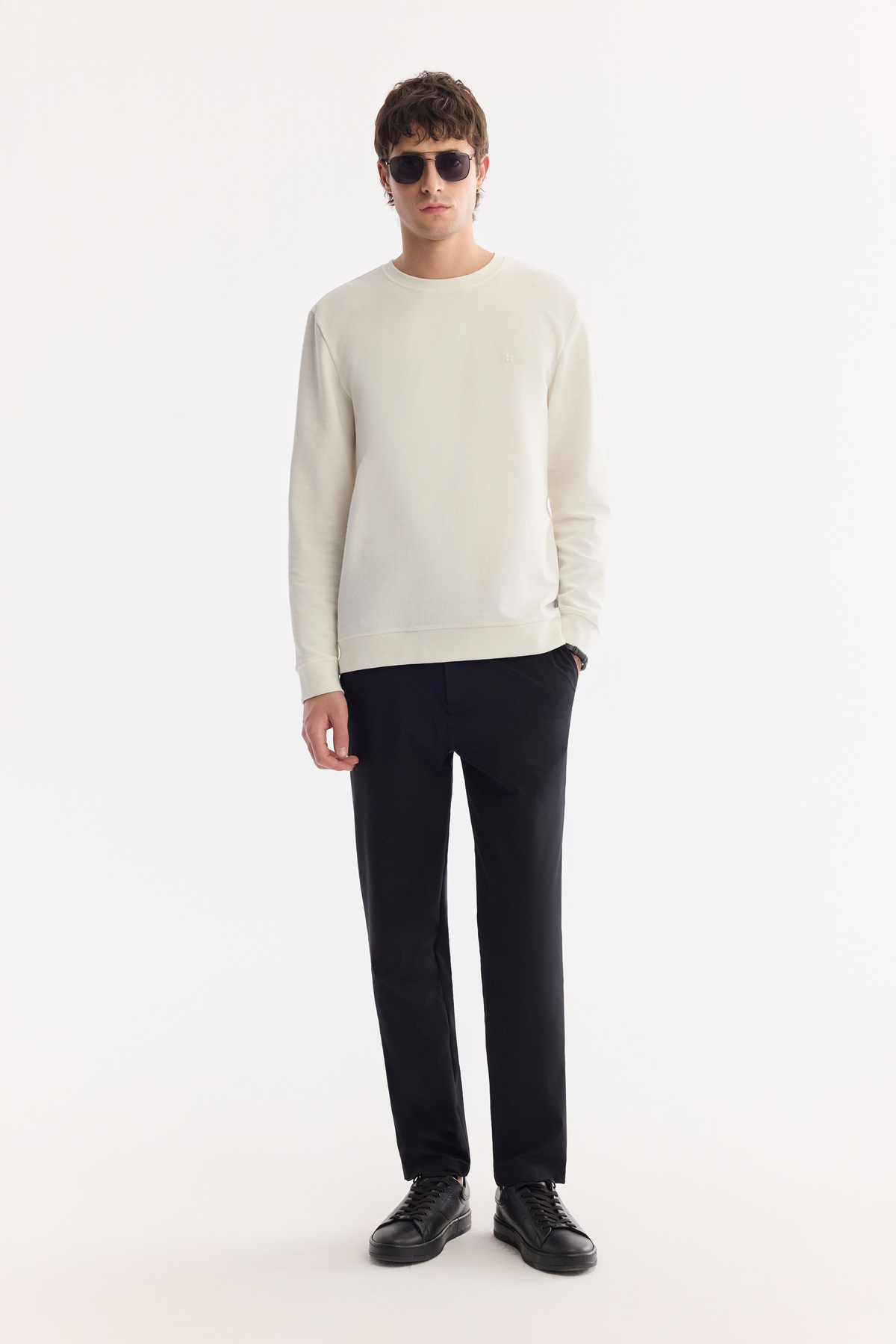Ekru Bisiklet Yaka Pamuklu Kolay Ütülenen Sweatshirt