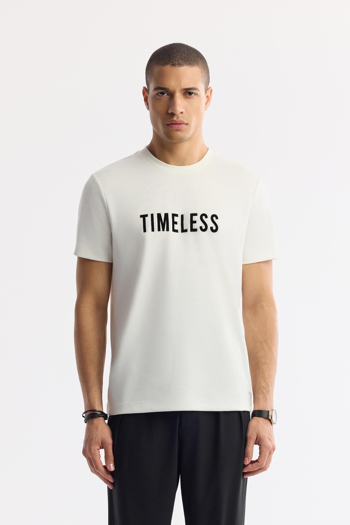 Ekru Bisiklet Yaka Slogan Baskılı İnterlok T-Shirt