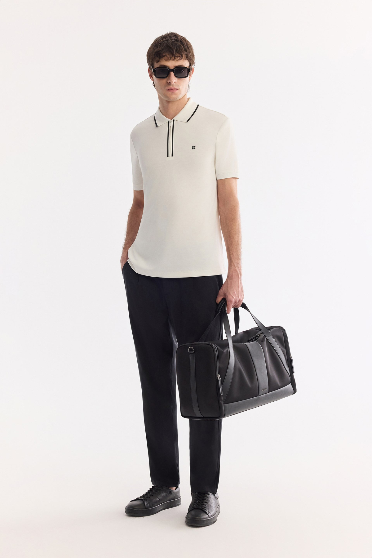 Ekru Kıvrılmaz Polo Yaka Fermuarlı Bi-Stretch İnterlok T-Shirt| AVVA
