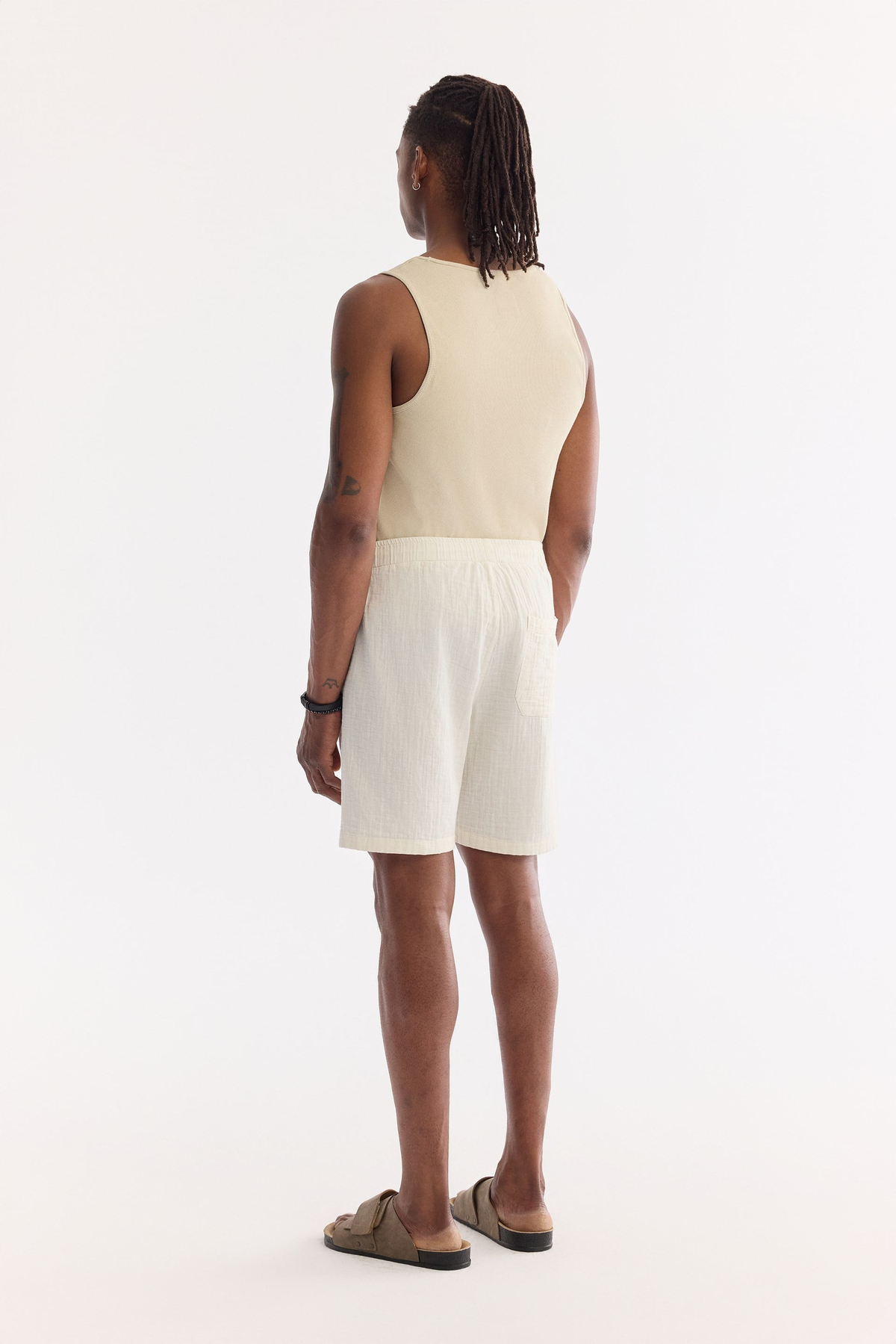 Ekru Müslin Dokulu Relaxed Fit Şort