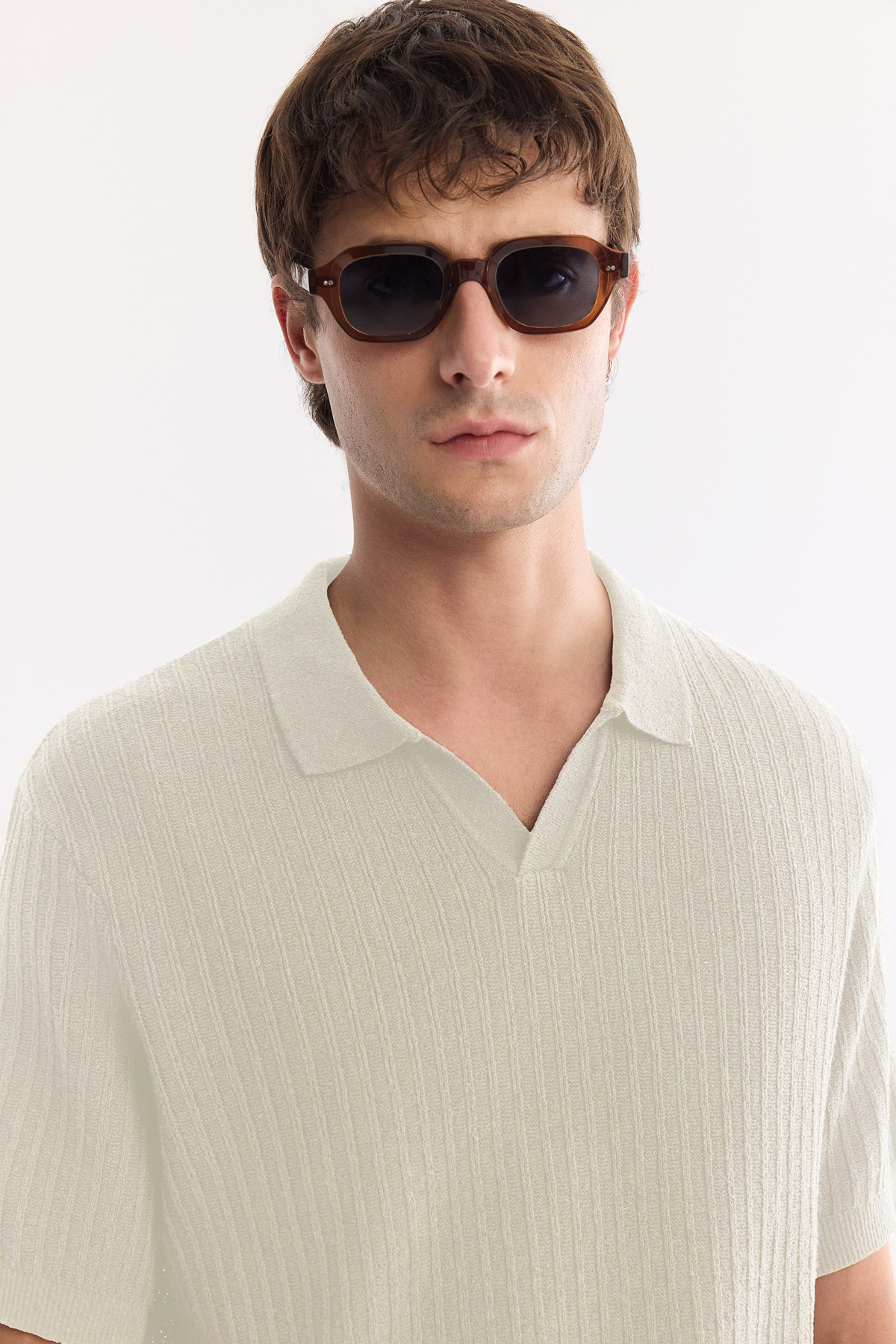 Ekru Polo Yaka Düğmesiz Soft Touch Triko T-Shirt