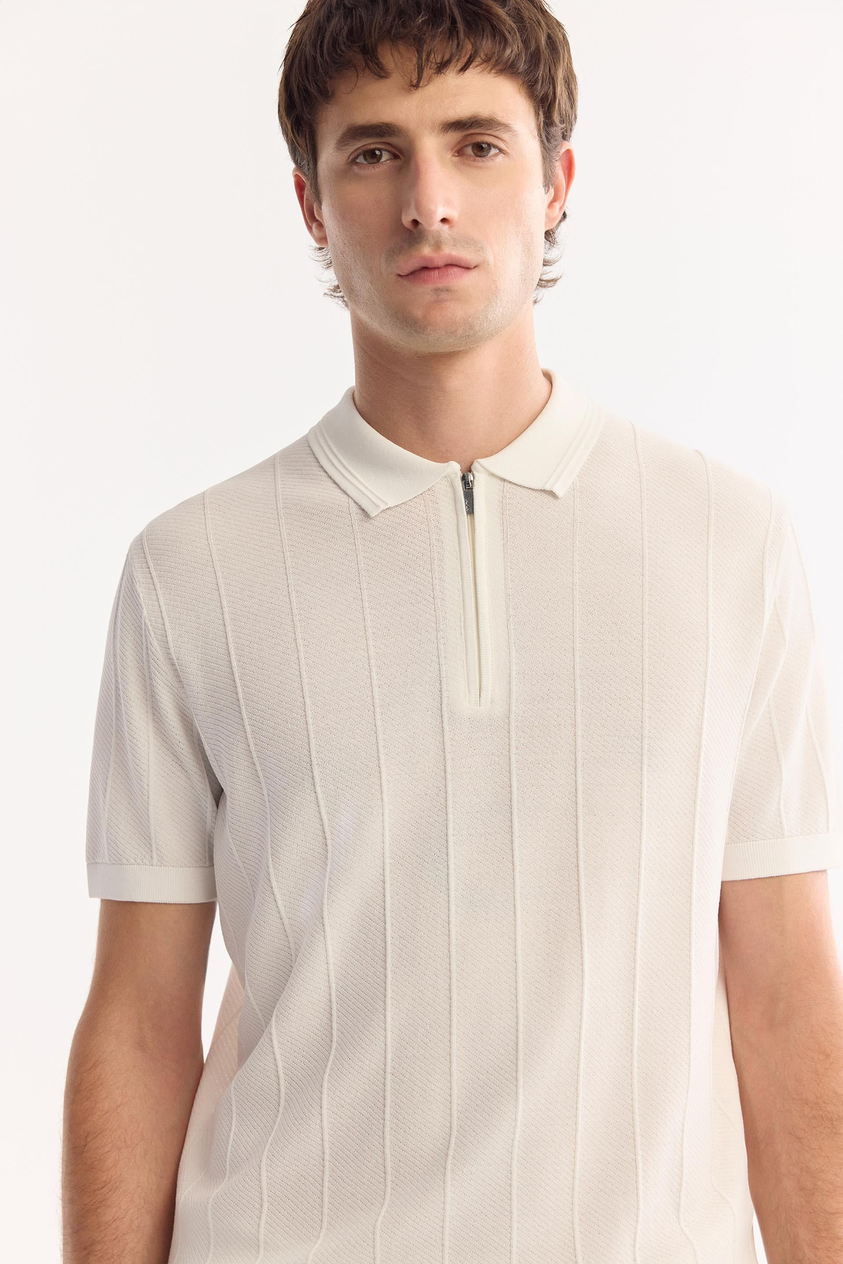 Ekru Polo Yaka Fermuarlı Dokulu Rayon Triko T-shirt