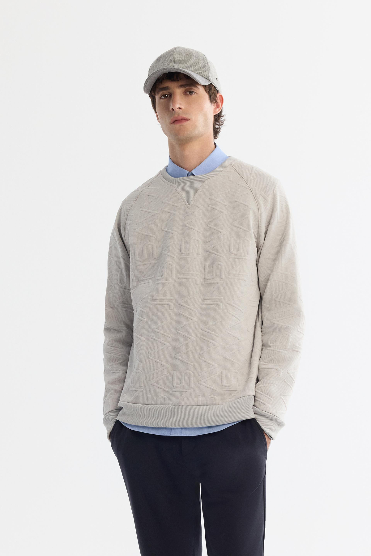 Gri Bisiklet Yaka Baskılı Sweatshirt