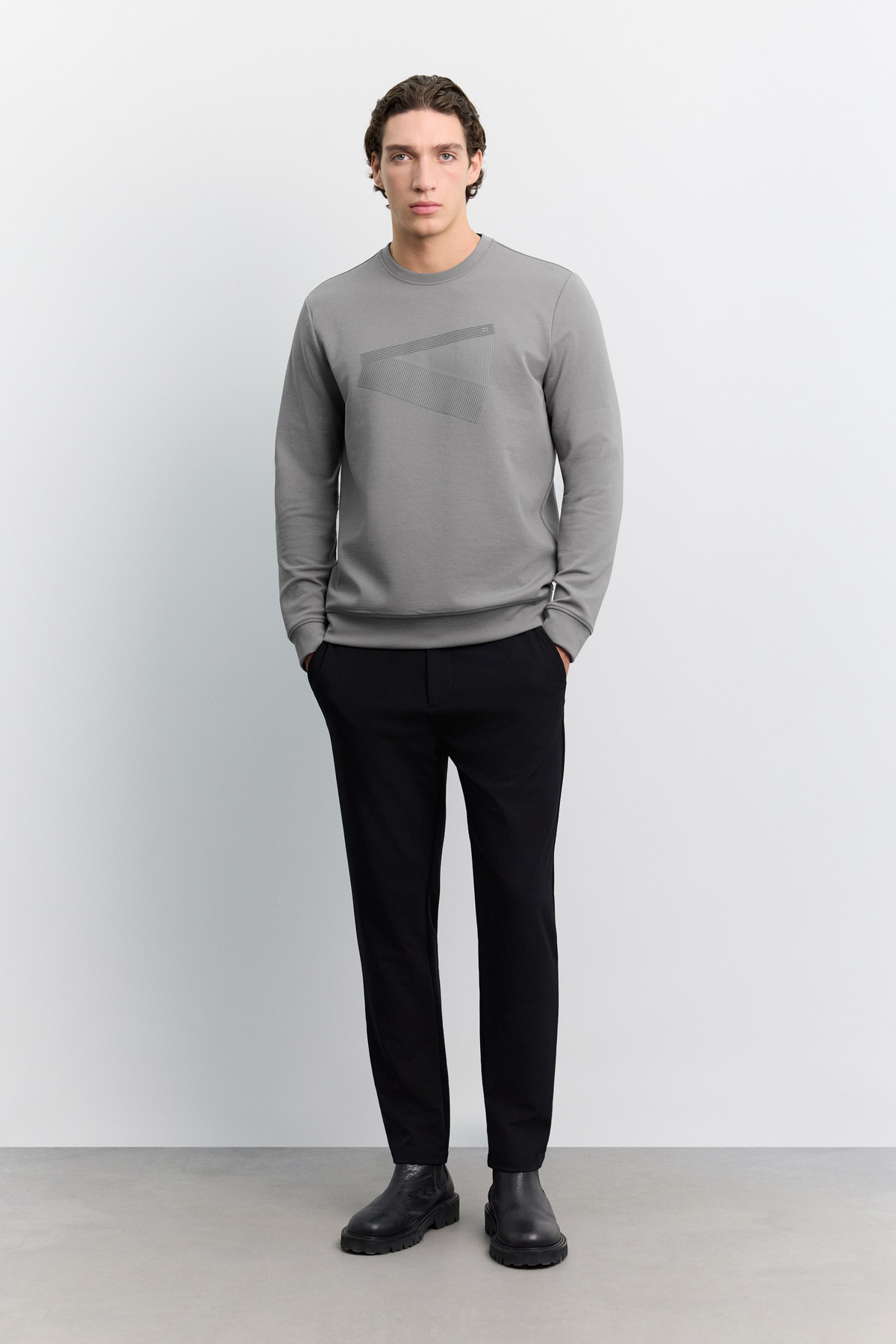 Gri Bisiklet Yaka Enjeksiyon Baskılı İnterlok Sweatshirt