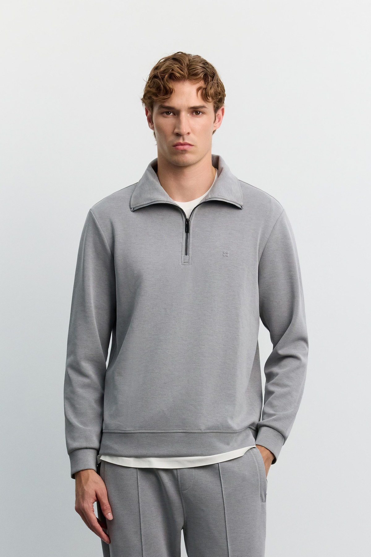 Gri Dik Yaka Fermuarlı Modal Karışımlı Soft Touch Sweatshirt