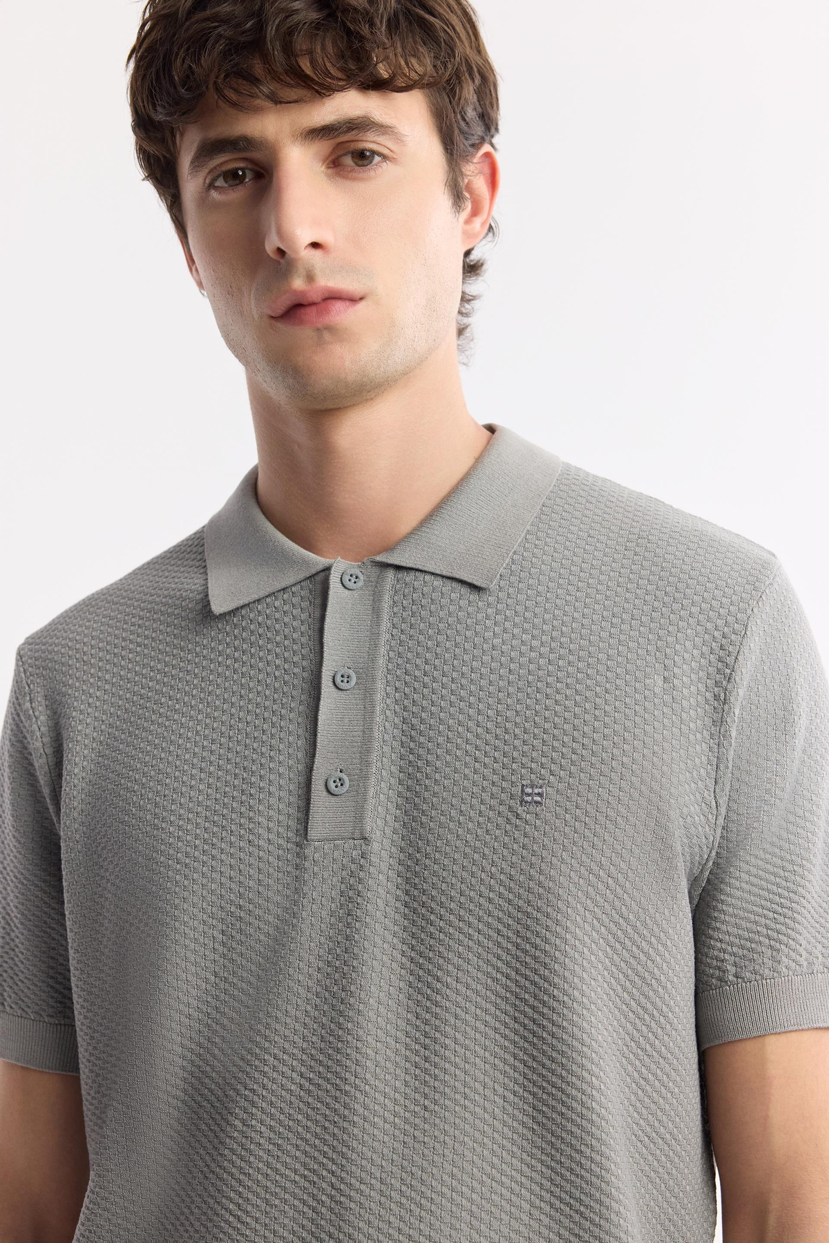 Gri Polo Yaka Dokulu Triko T-shirt