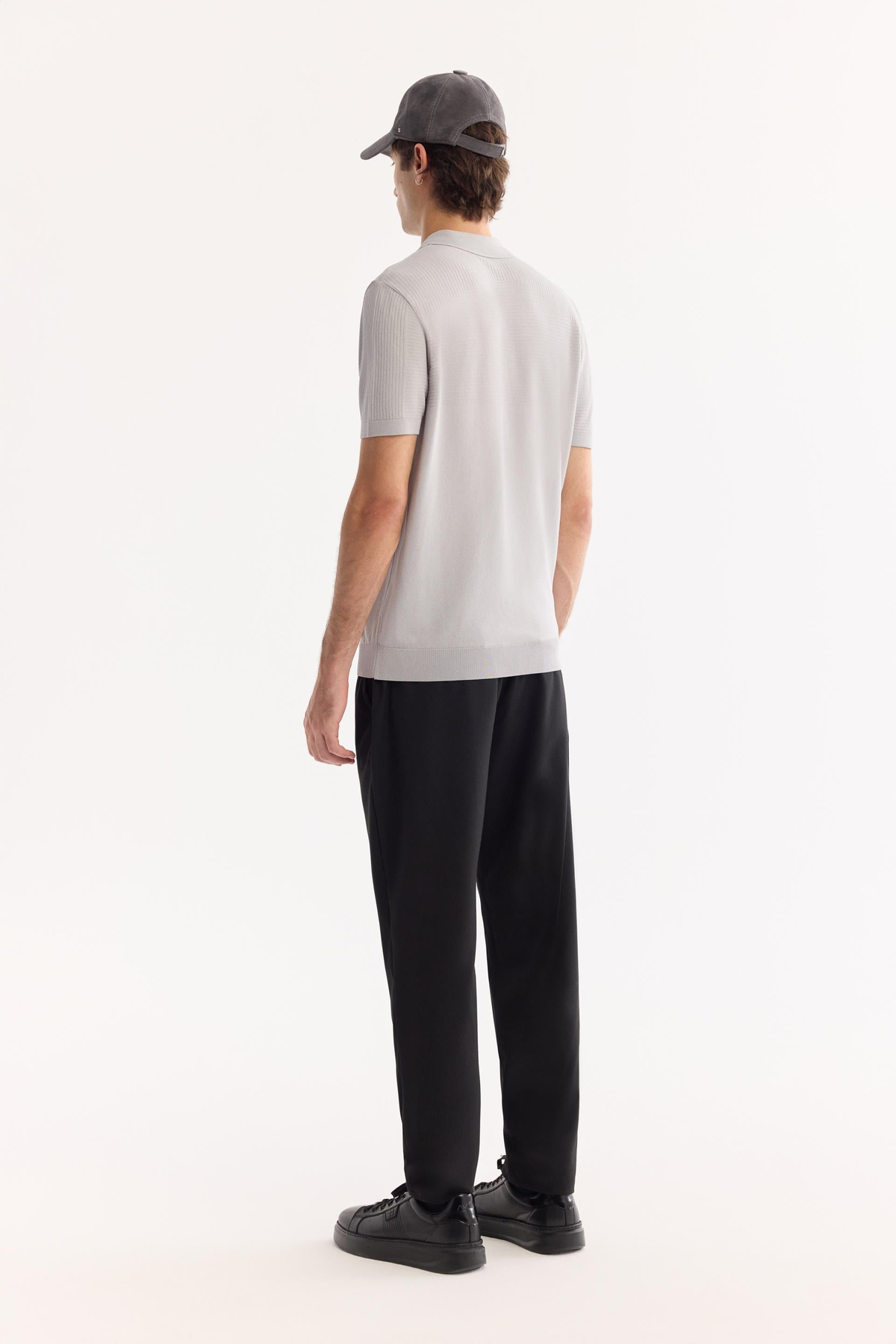 Gri Polo Yaka Fermuarlı Jakar Detaylı Rayon Triko T-shirt
