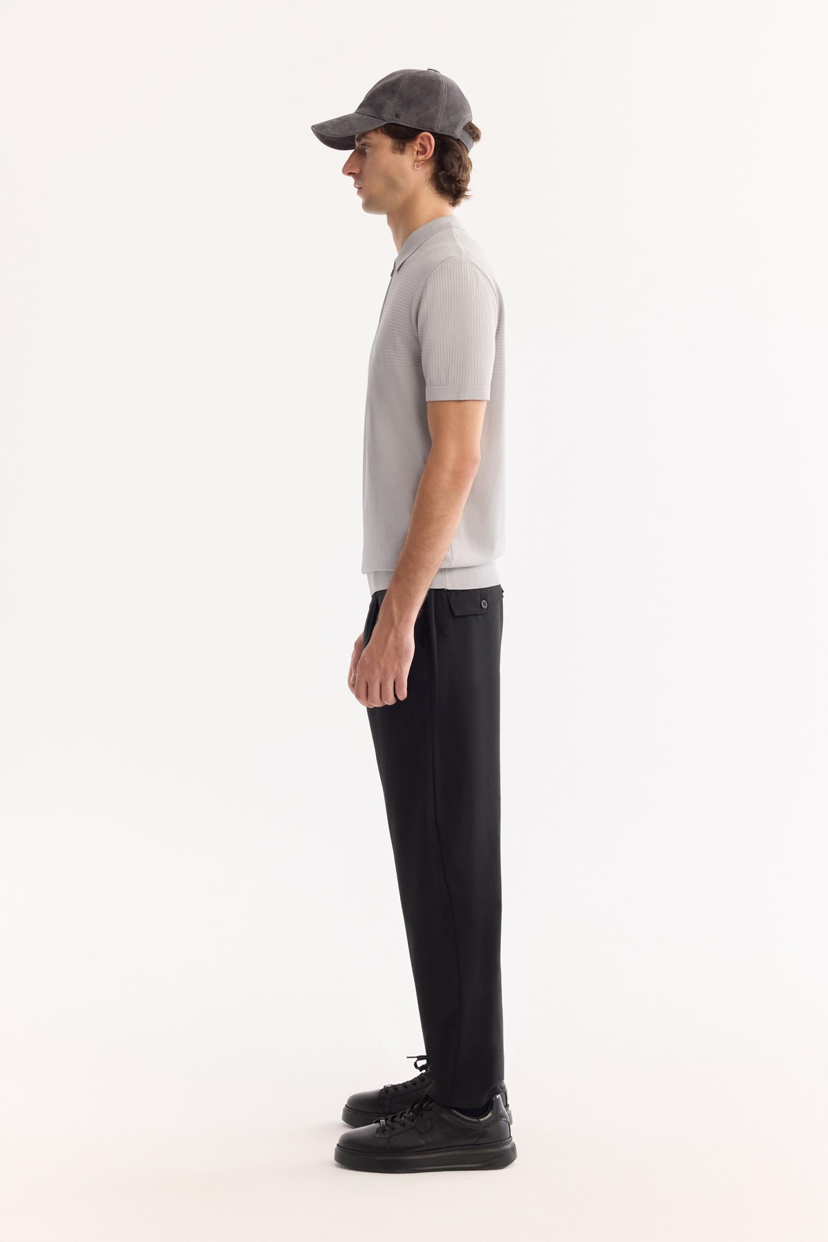 Gri Polo Yaka Fermuarlı Jakar Detaylı Rayon Triko T-shirt