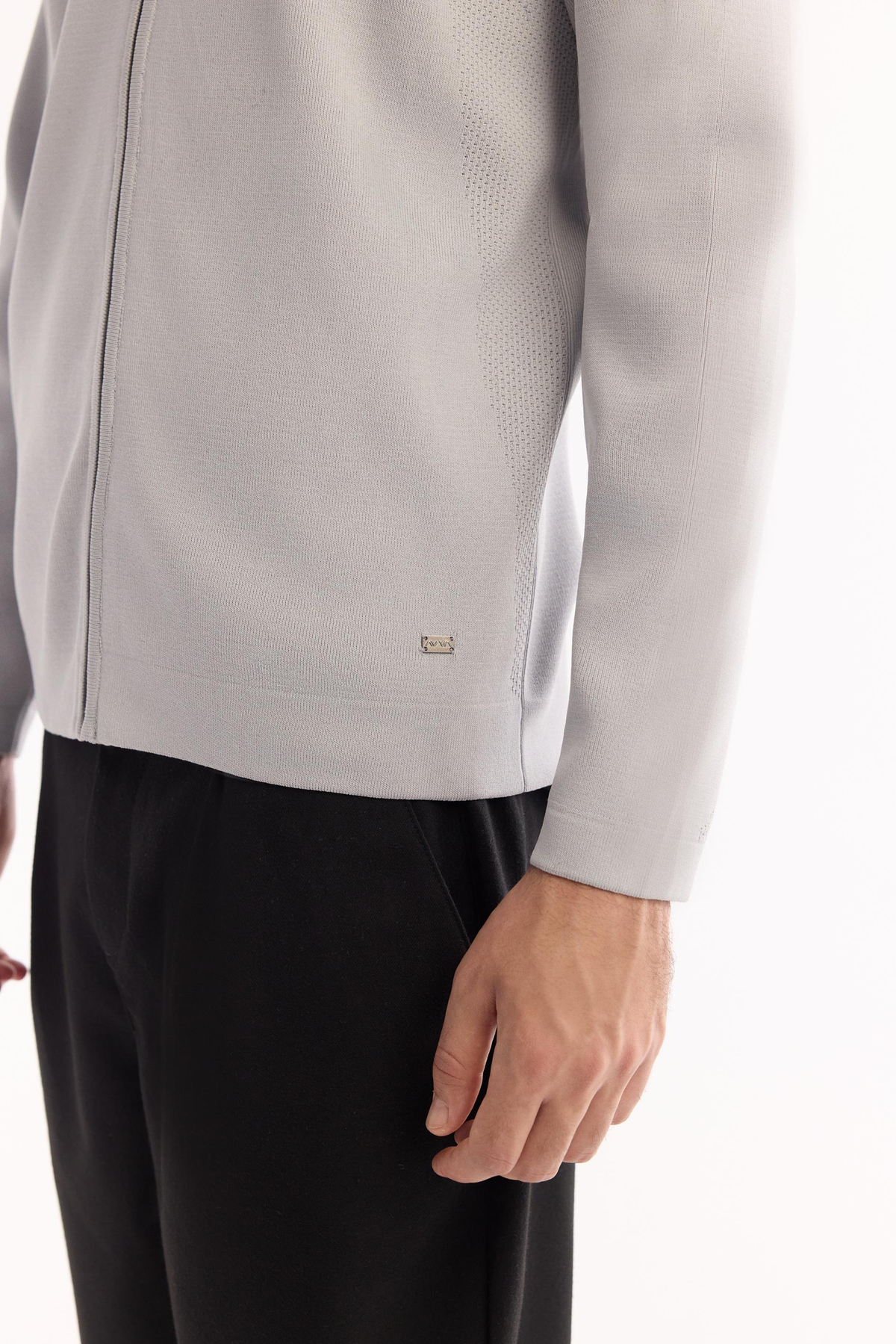 Gri Polo Yaka Tam Fermuarlı Desen Detaylı Rayon Hırka