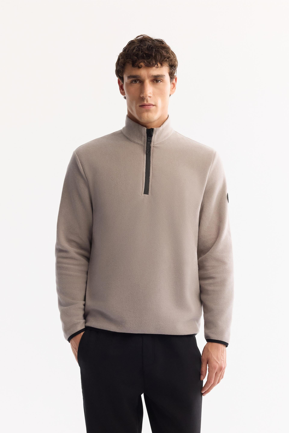 Gri Soğuğa Dayanıklı Yarım Fermuarlı Dik Yaka Polar Sweatshirt