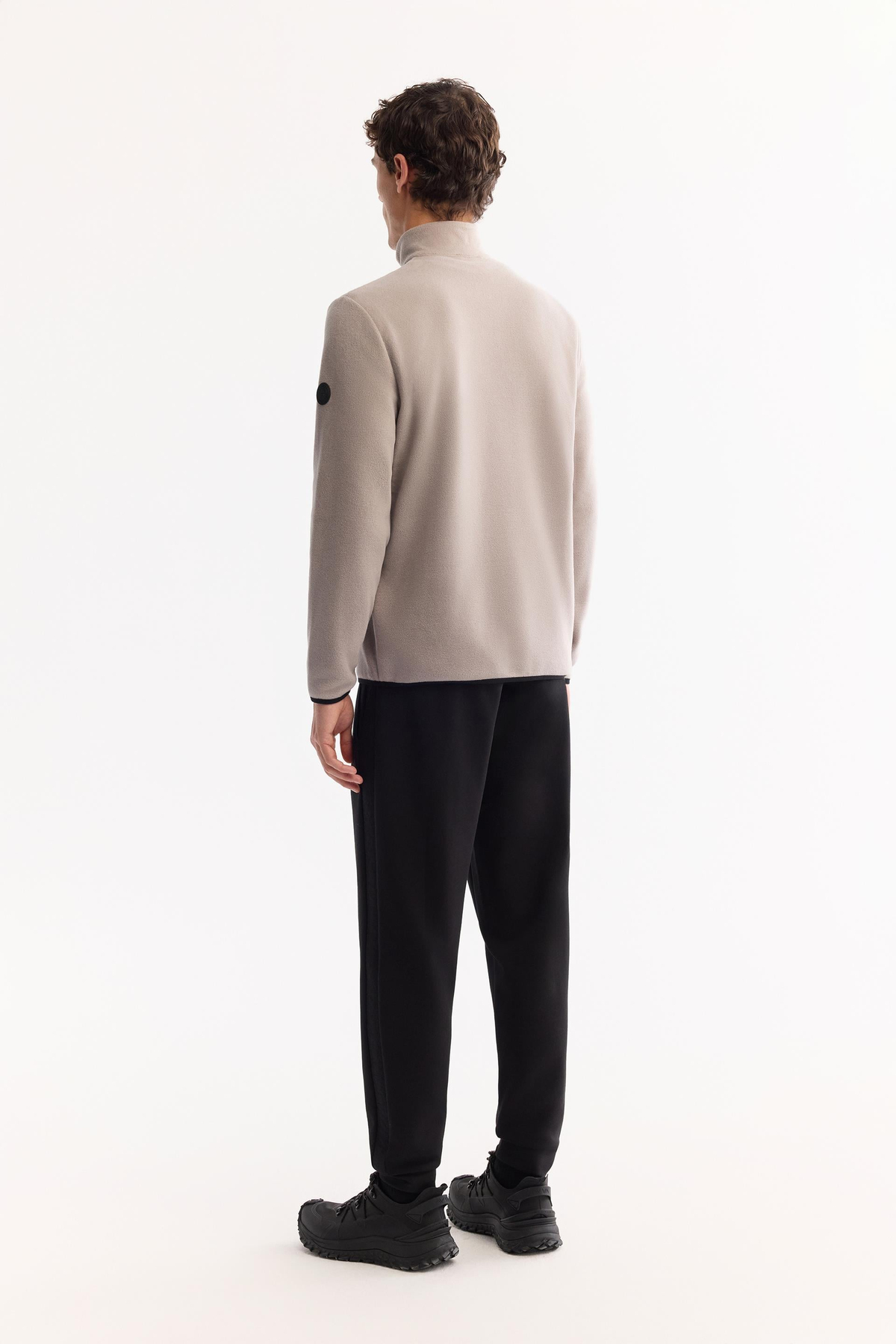 Gri Soğuğa Dayanıklı Yarım Fermuarlı Dik Yaka Polar Sweatshirt