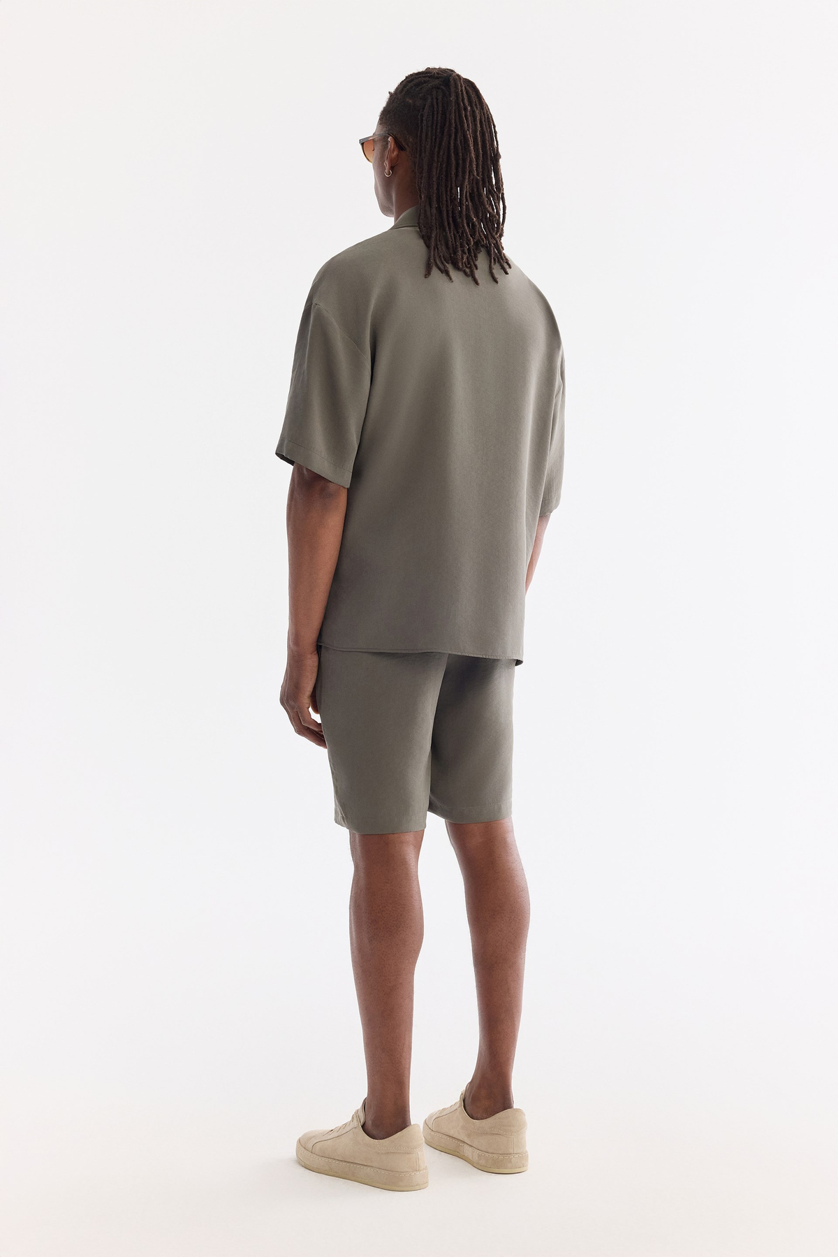 Haki Küba Yaka Modal Karışımlı Oversize Fit Kısa Kol Gömlek