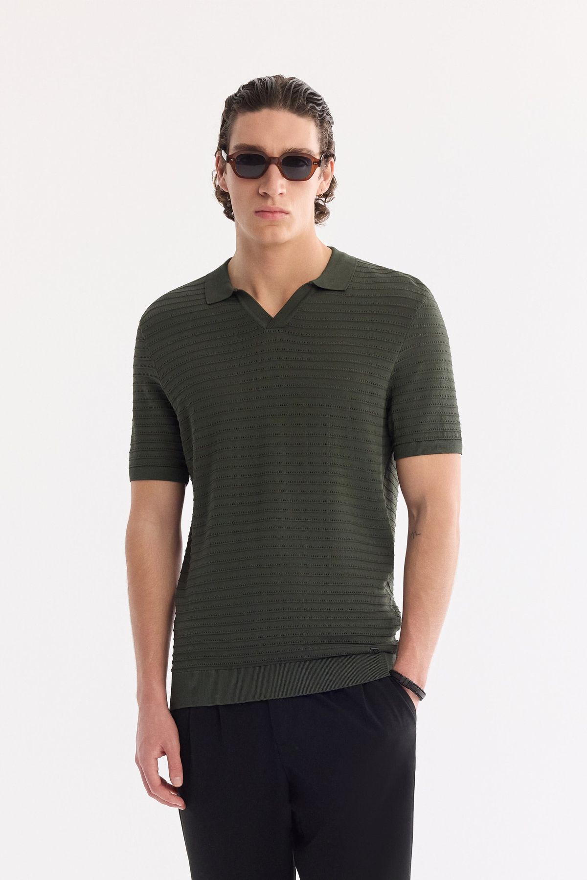 Haki Polo Yaka Düğmesiz Dokulu Triko T-shirt