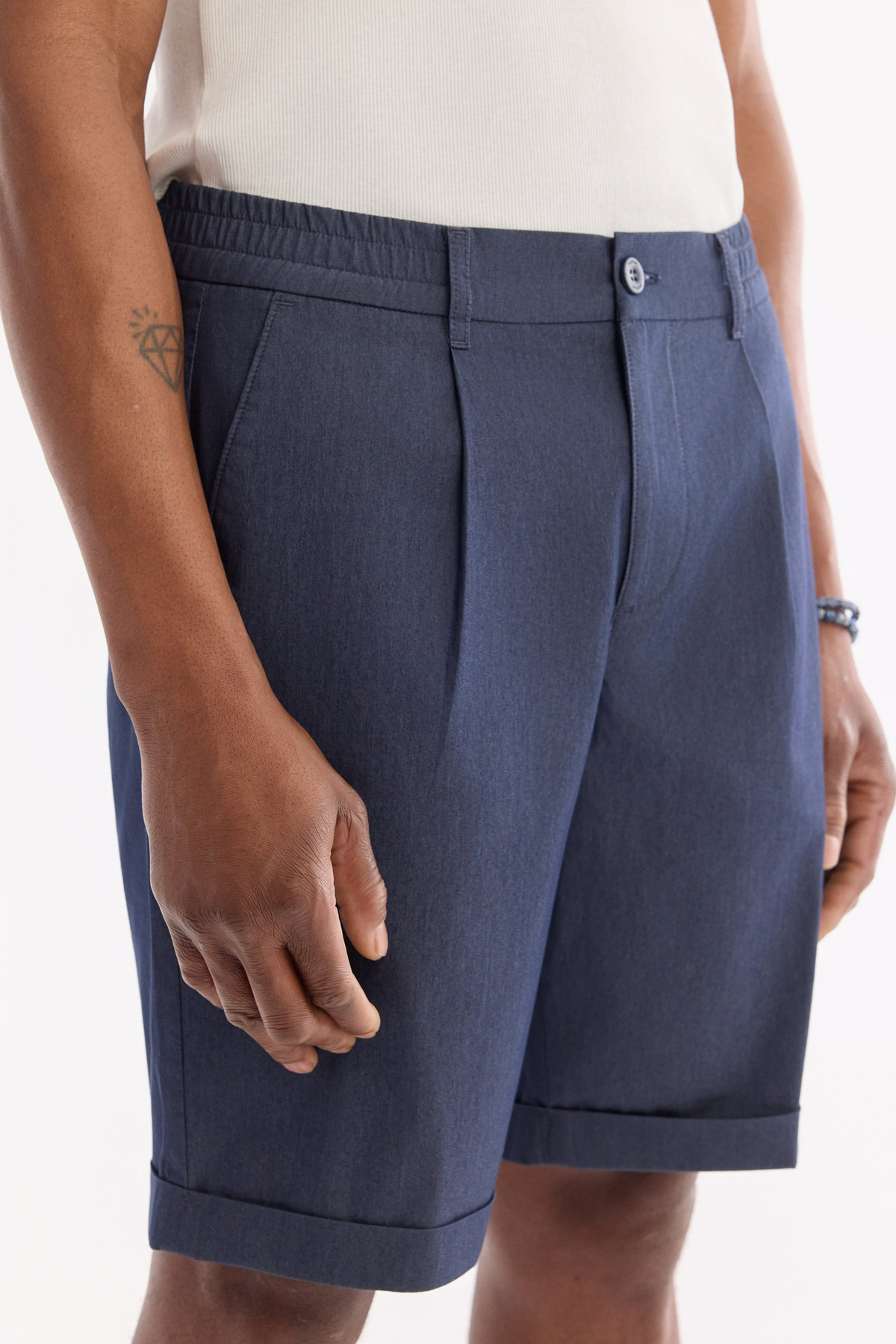 İndigo Beli Lastikli Denim Görünümlü Relaxed Fit Şort