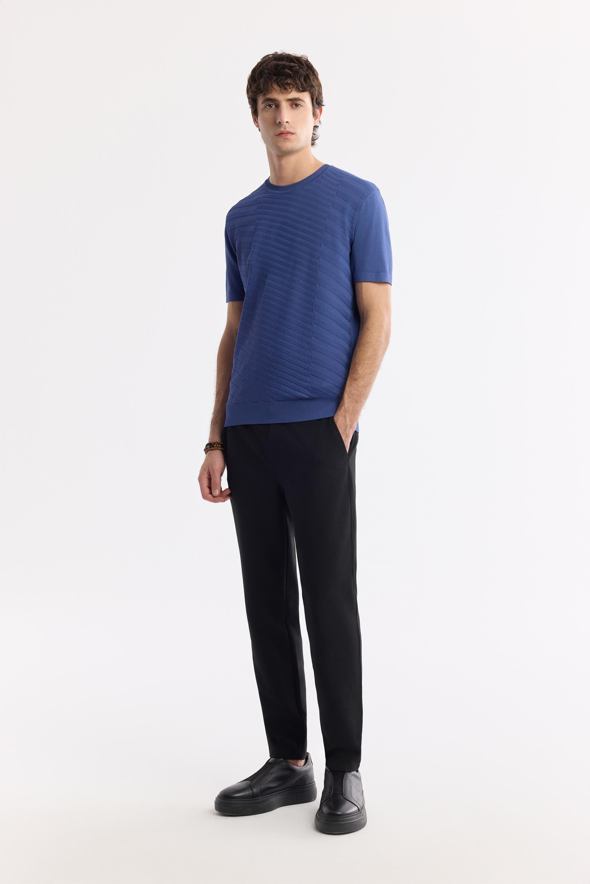 İndigo Bisiklet Yaka Önü Jakar Detaylı Rayon Triko T-shirt