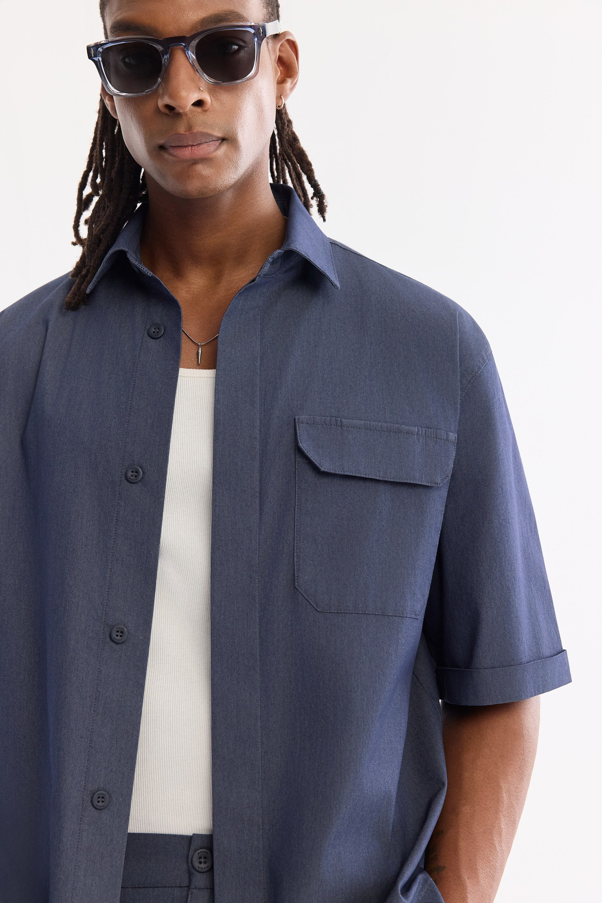 İndigo Cep Detaylı Denim Görünümlü Comfort Fit Kısa Kollu Gömlek Ceket