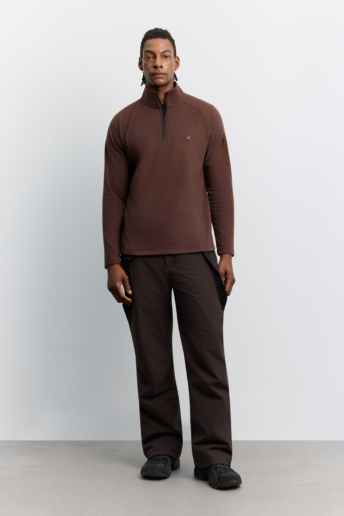 Kahve Dik Yaka Fermuarlı  Polar Sweatshirt