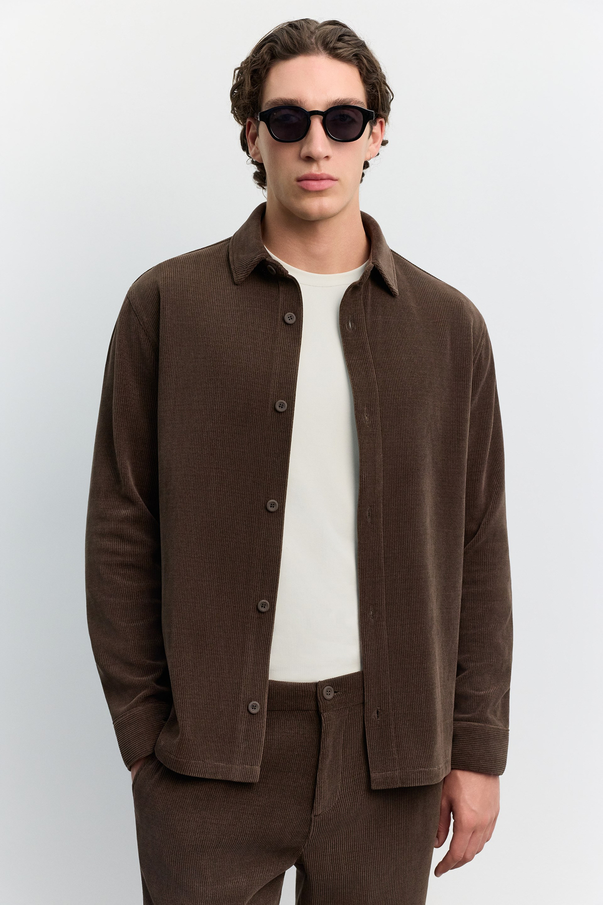 Kahve Kadife Klasik Yaka Comfort Fit Uzun Kollu Gömlek Ceket