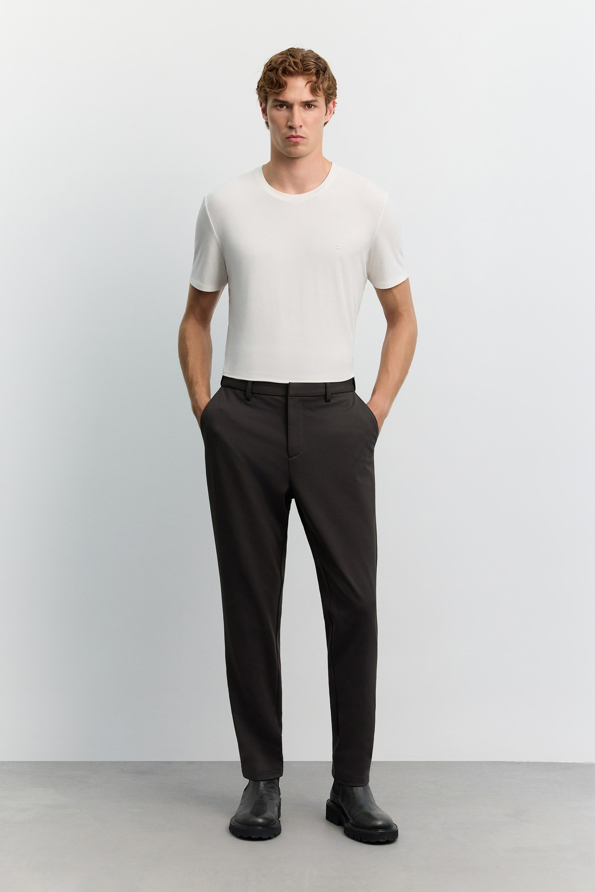Kahve Yün Karışımlı Teknik Yumuşak Tuşeli Yanı Lastikli Relaxed Fit Pantolon