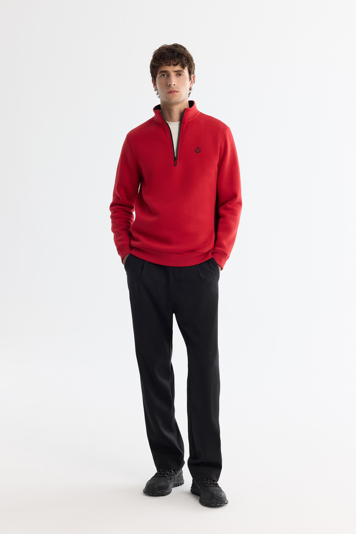 Kırmızı Dik Yaka Fermuarlı Şardonlu 3 İplik  Sweatshirt