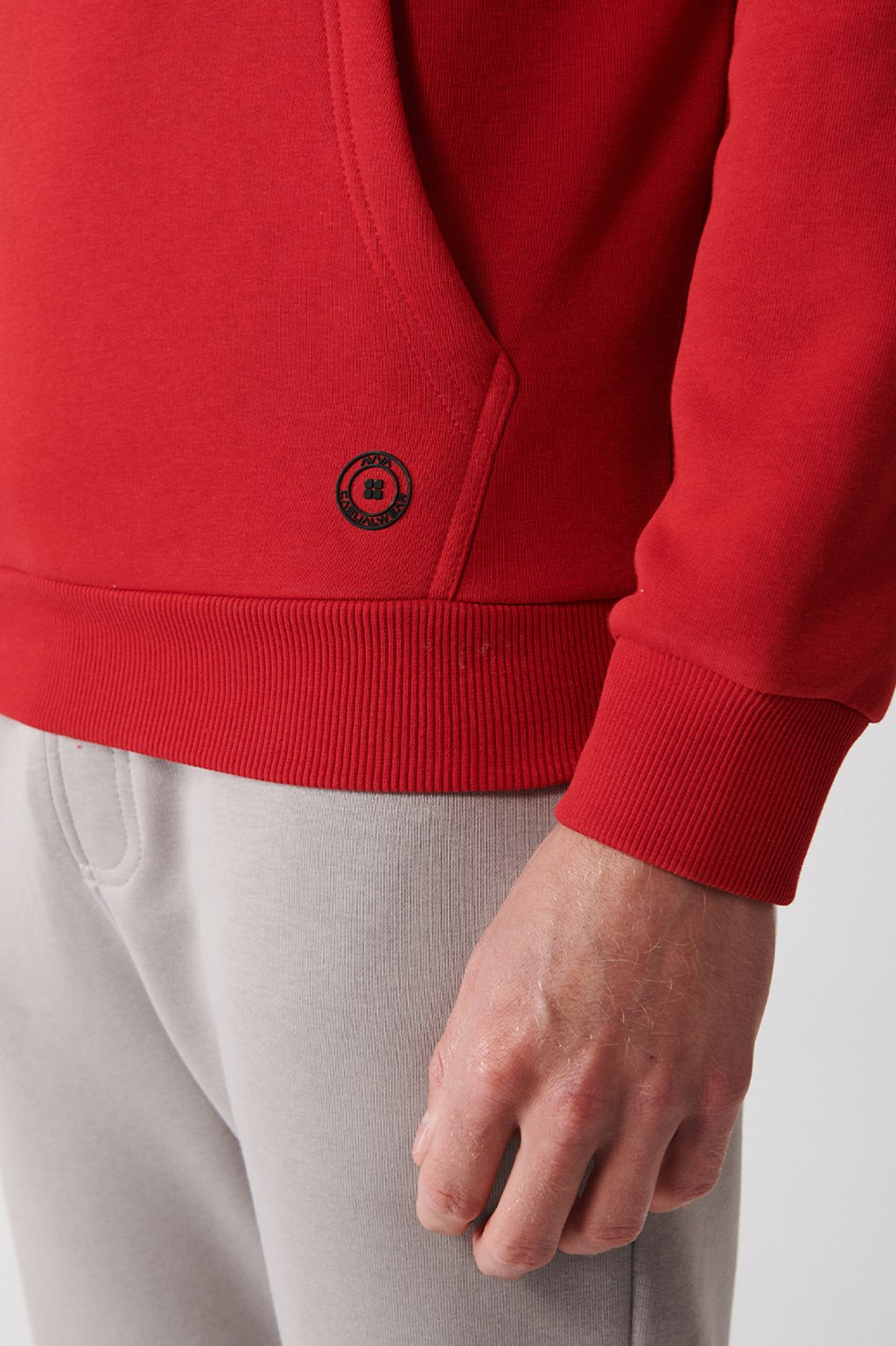 Kırmızı Kapüşonlu 3 İplik Şardonlu Pamuklu Sweatshirt
