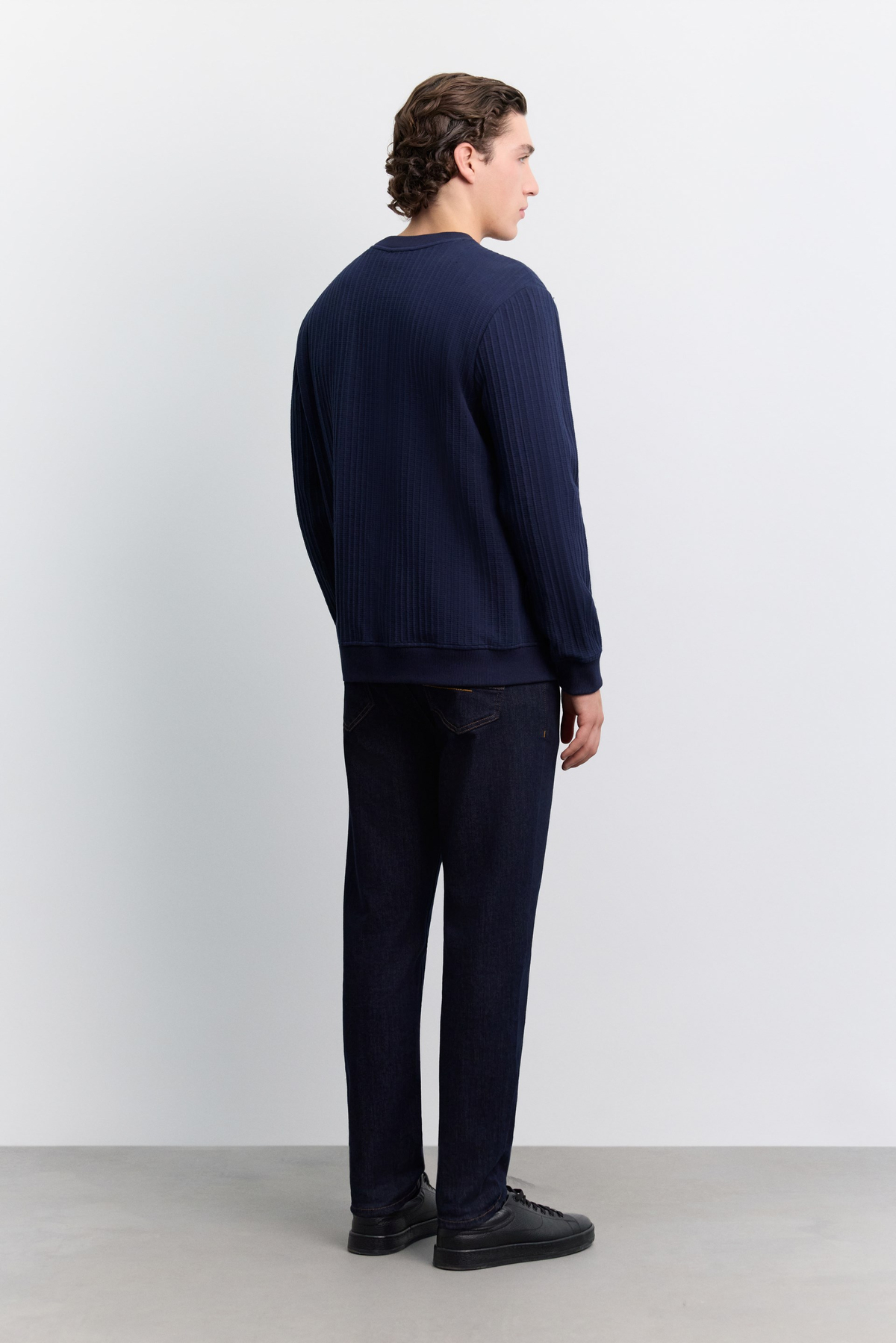 Lacivert Bisiklet Yaka Kolay Ütülenen Jakarlı Sweatshirt