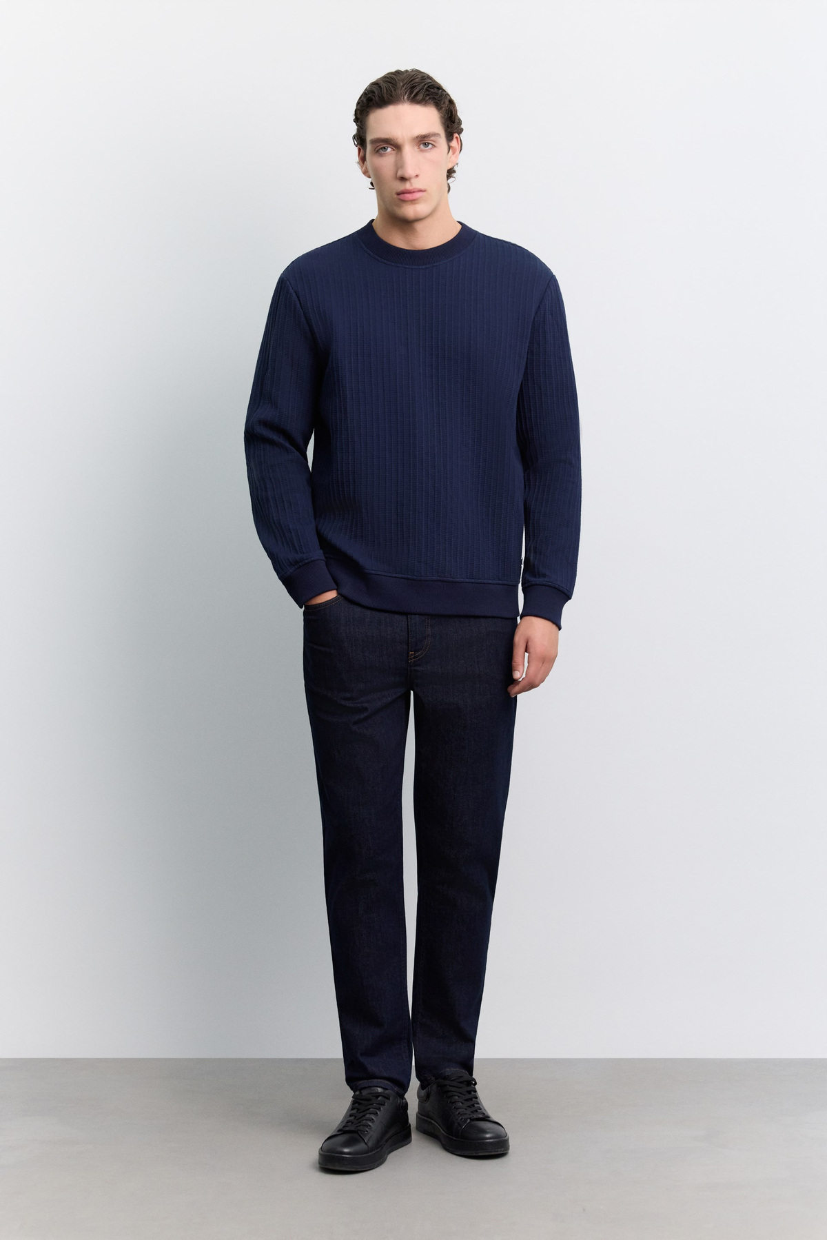 Lacivert Bisiklet Yaka Kolay Ütülenen Jakarlı Sweatshirt