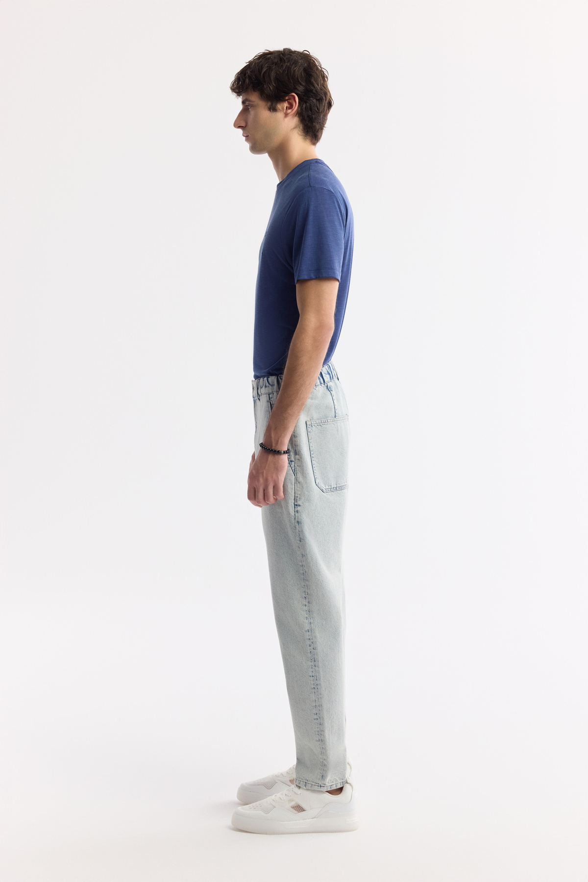 Mavi Eskitme Yıkamalı Denim Pantolon