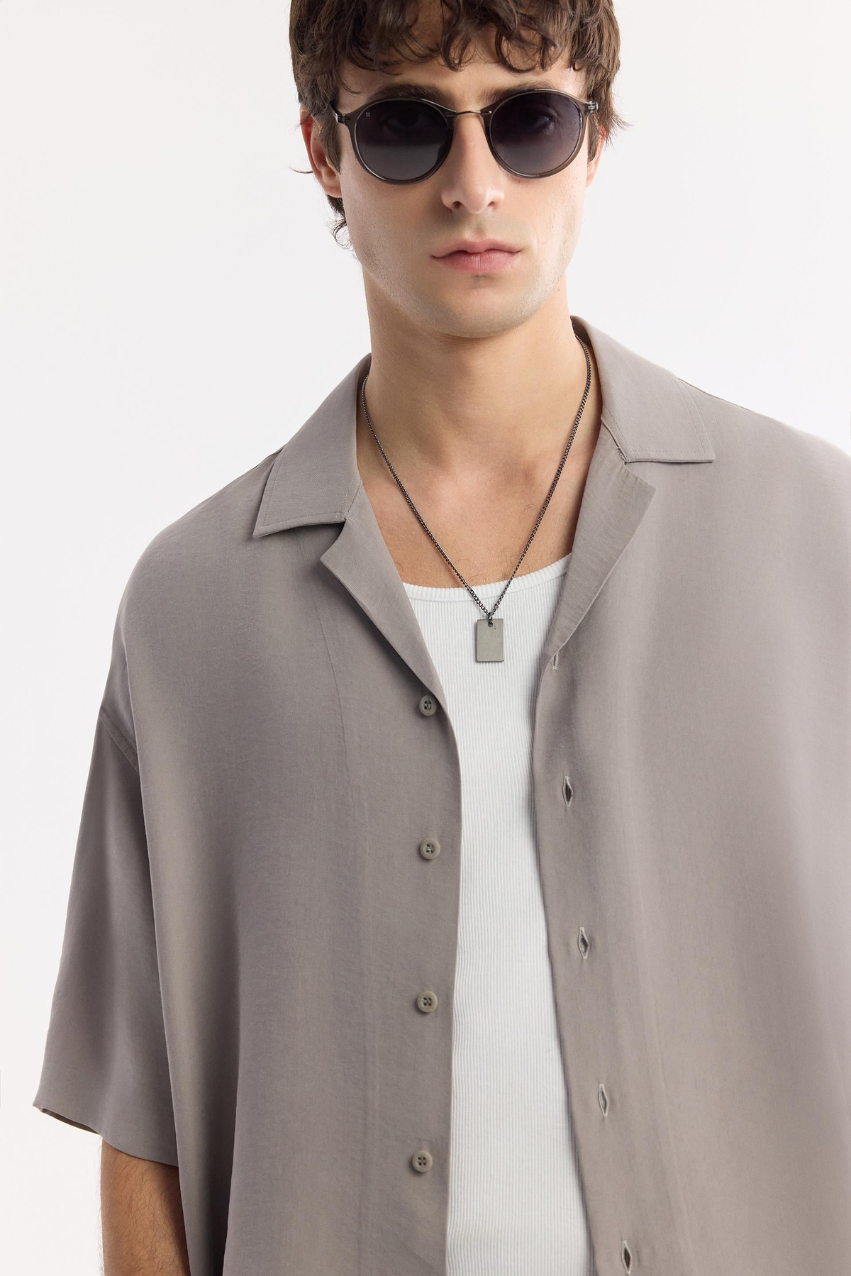 Nardo Gri Küba Yaka Modal Karışımlı Oversize Fit Kısa Kol Gömlek