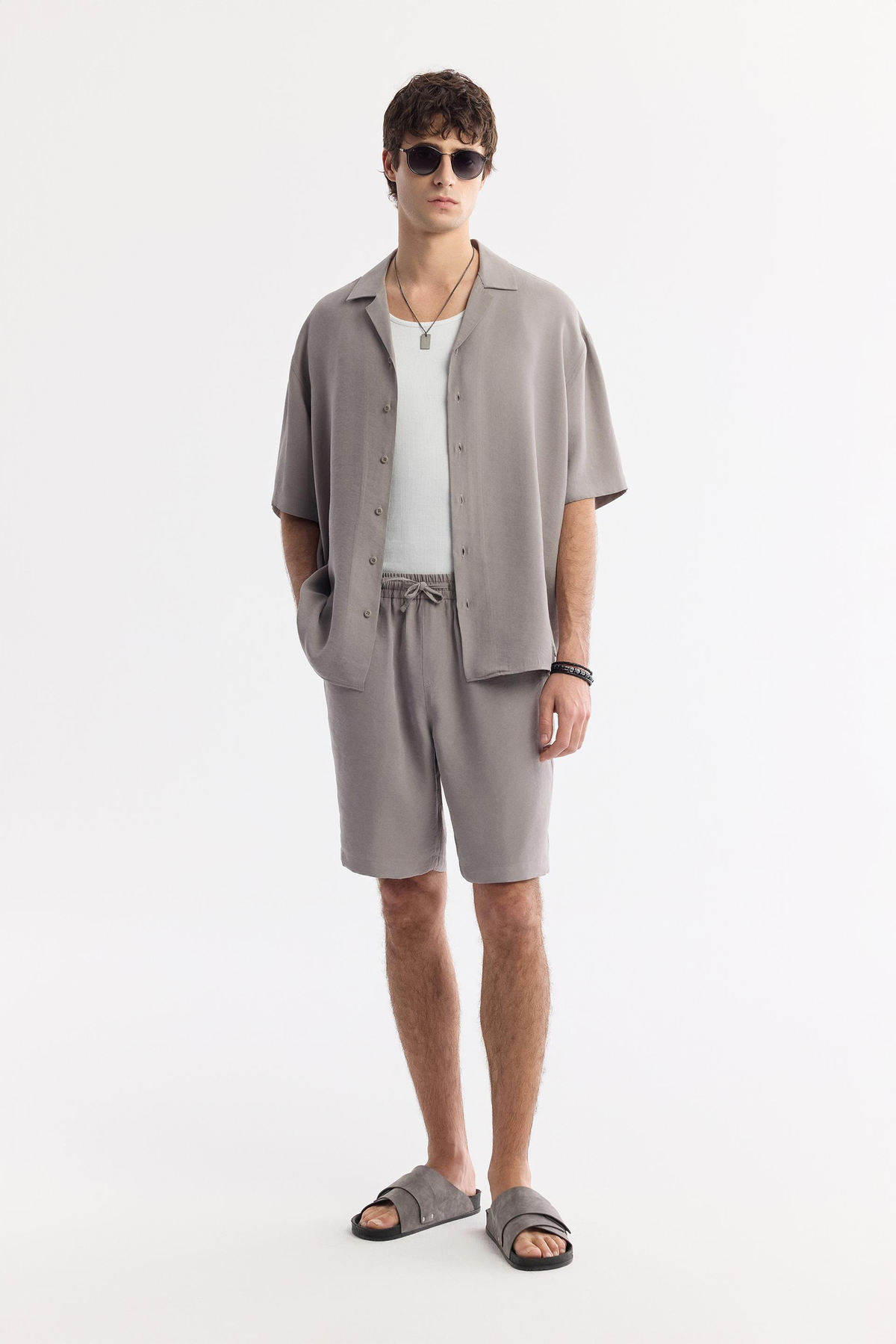 Nardo Gri Küba Yaka Modal Karışımlı Oversize Fit Kısa Kol Gömlek