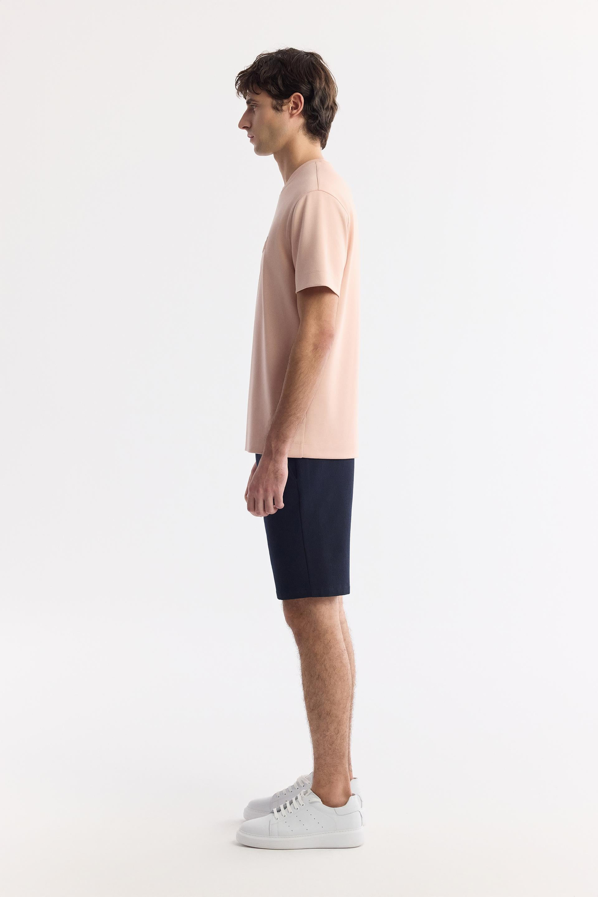 Pembe Bisiklet Yaka Hologram Baskılı İnterlok T-Shirt