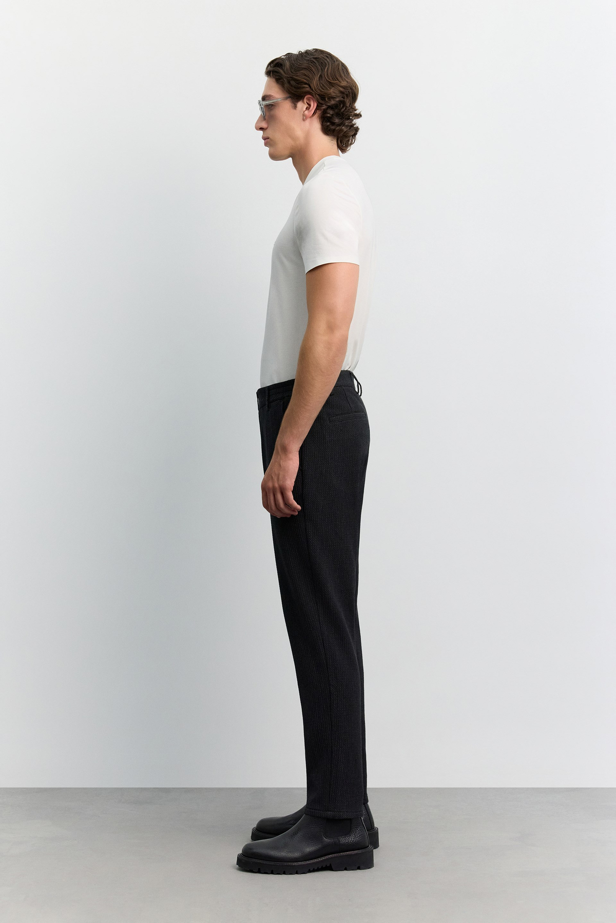 Siyah Armür Desenli Yanı Lastikli Relaxed  Fit Pantolon