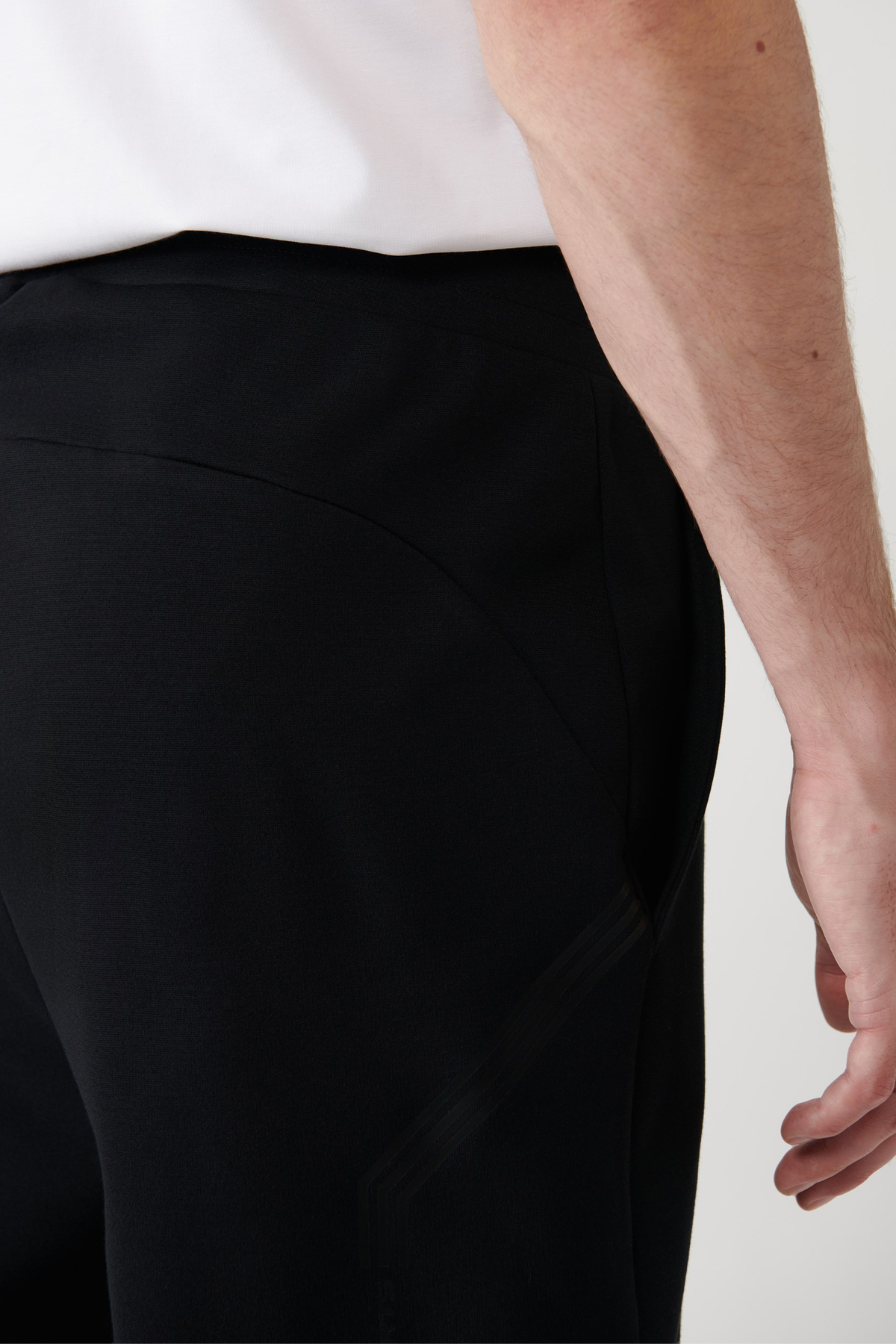 Siyah Beli Lastikli Bağcıklı Bi-Stretch Eşofman Altı