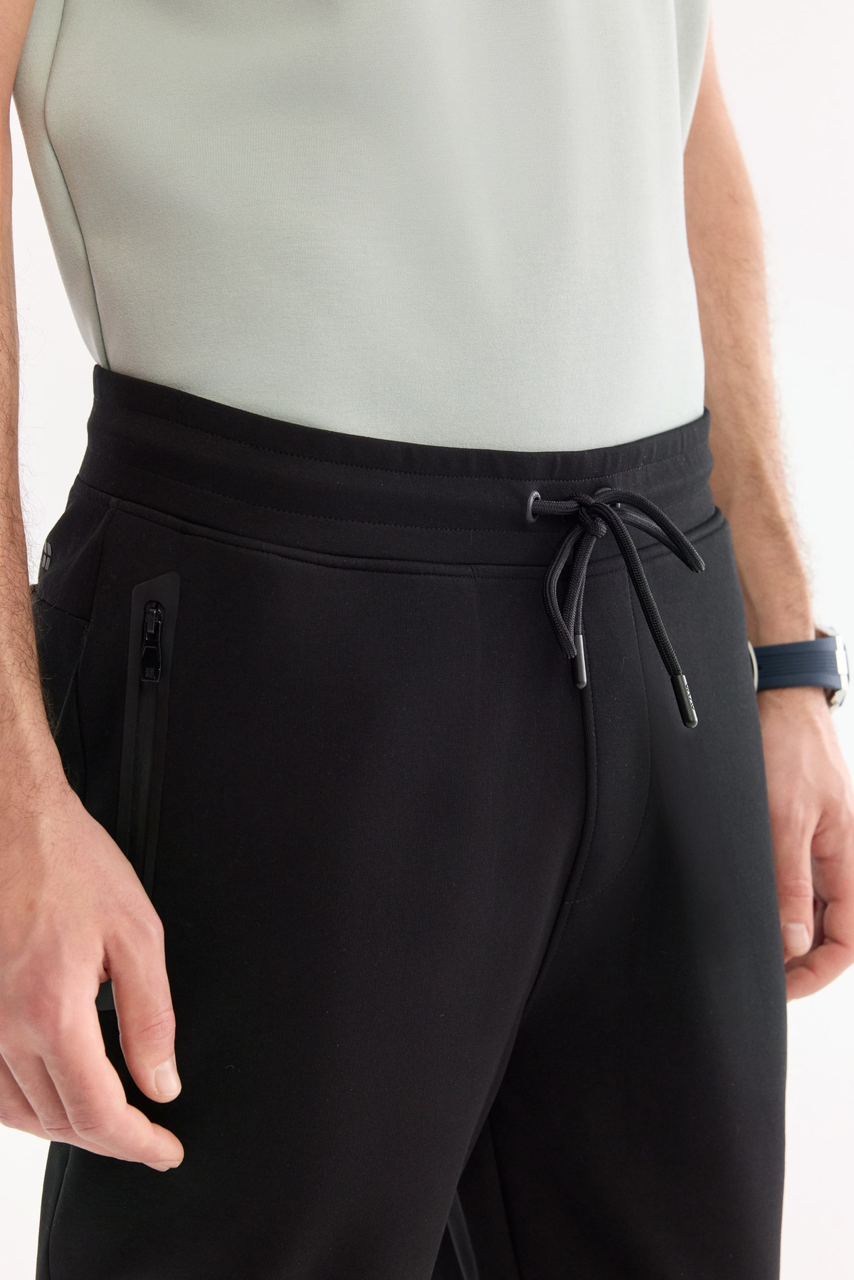 Siyah Beli Lastikli Bağcıklı Yandan Fermuar Cepli  İnterlok Jogger